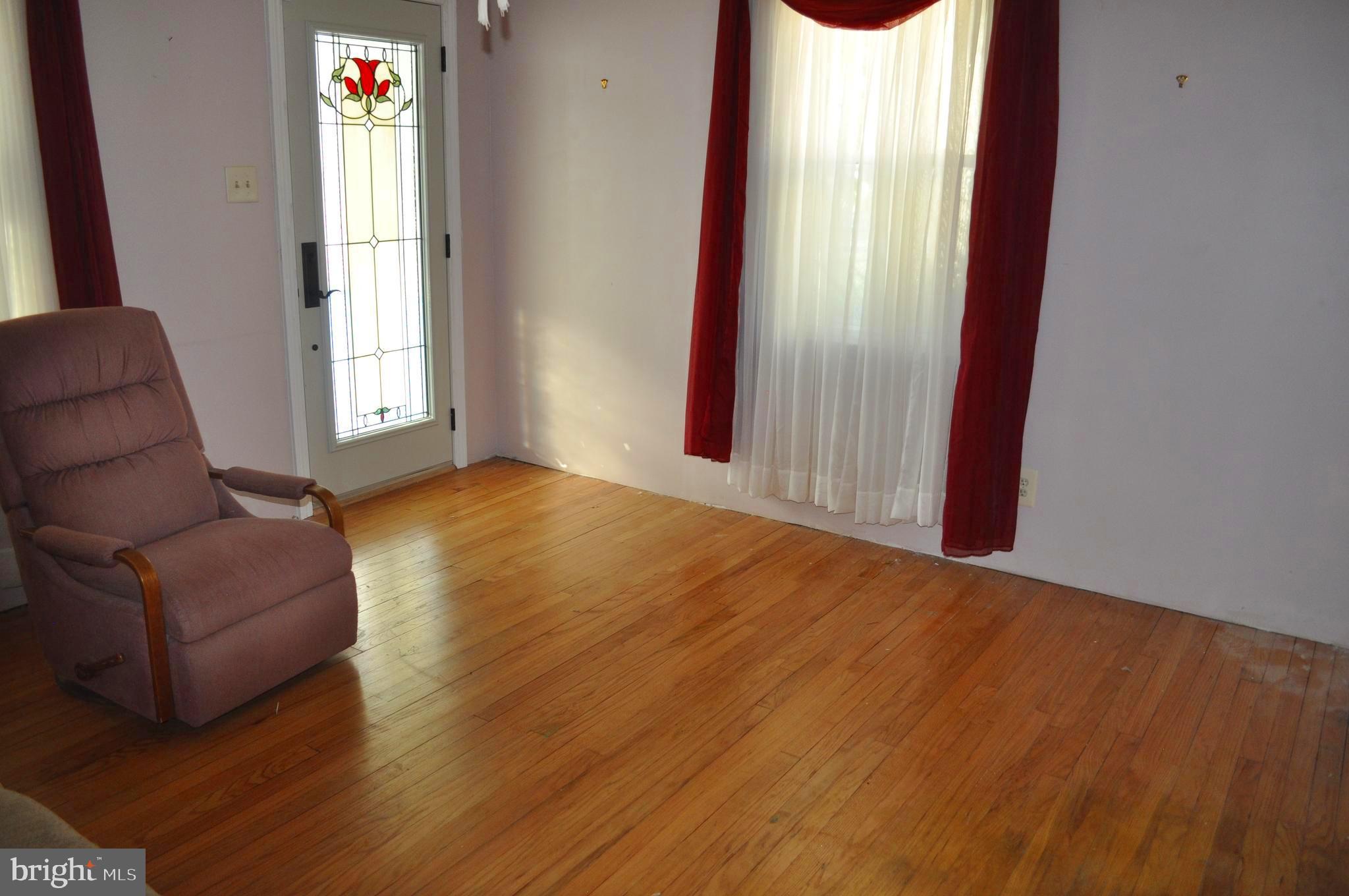 EDGEMERE/SPARROWS POINT - Residential