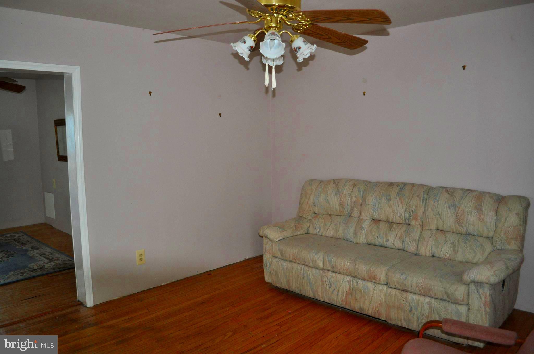 EDGEMERE/SPARROWS POINT - Residential