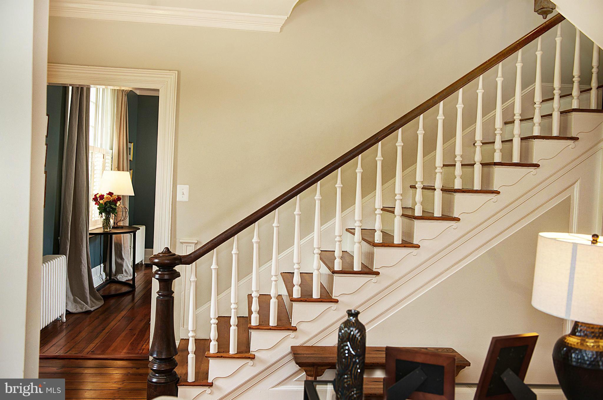 LEESBURG - Residential