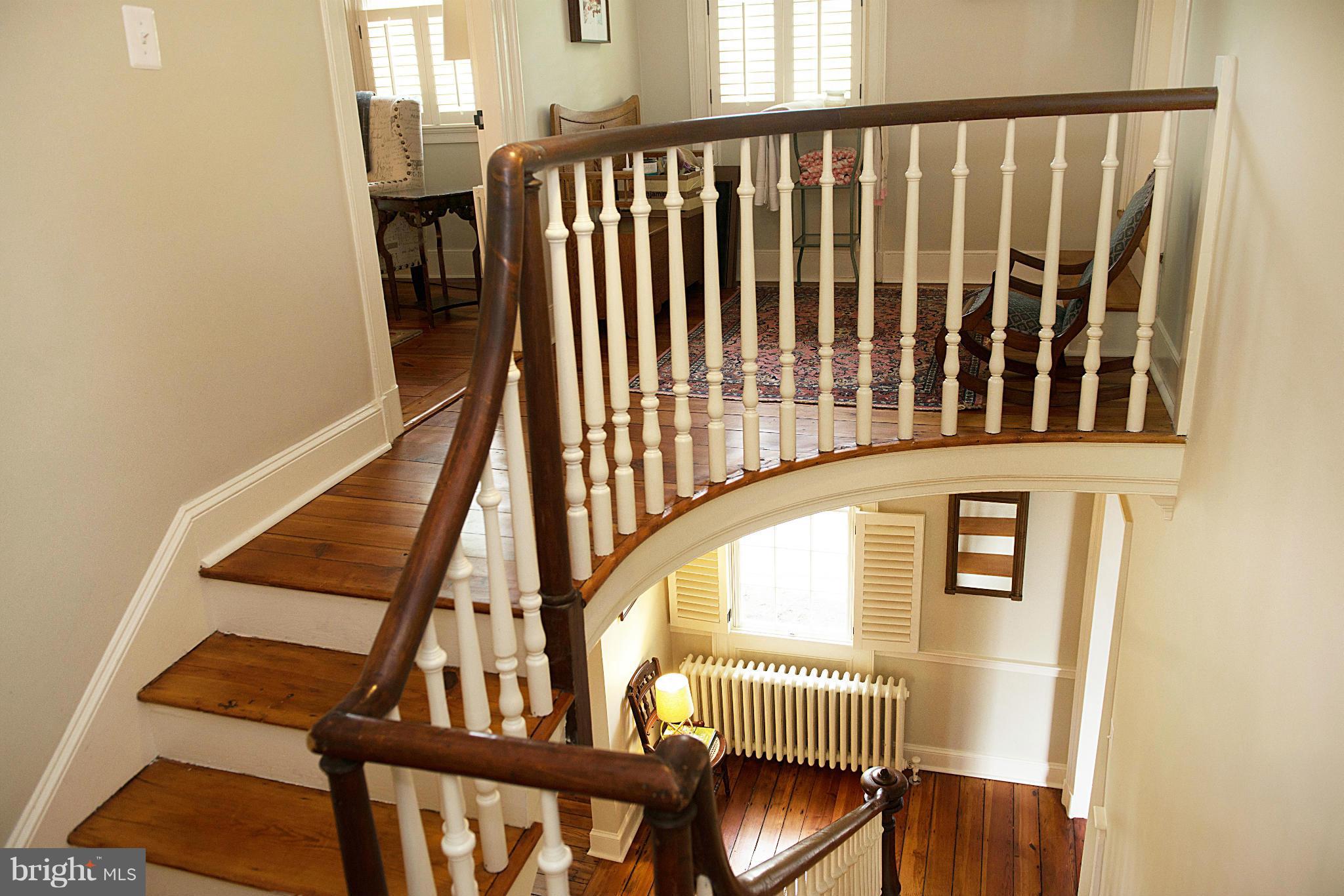 LEESBURG - Residential