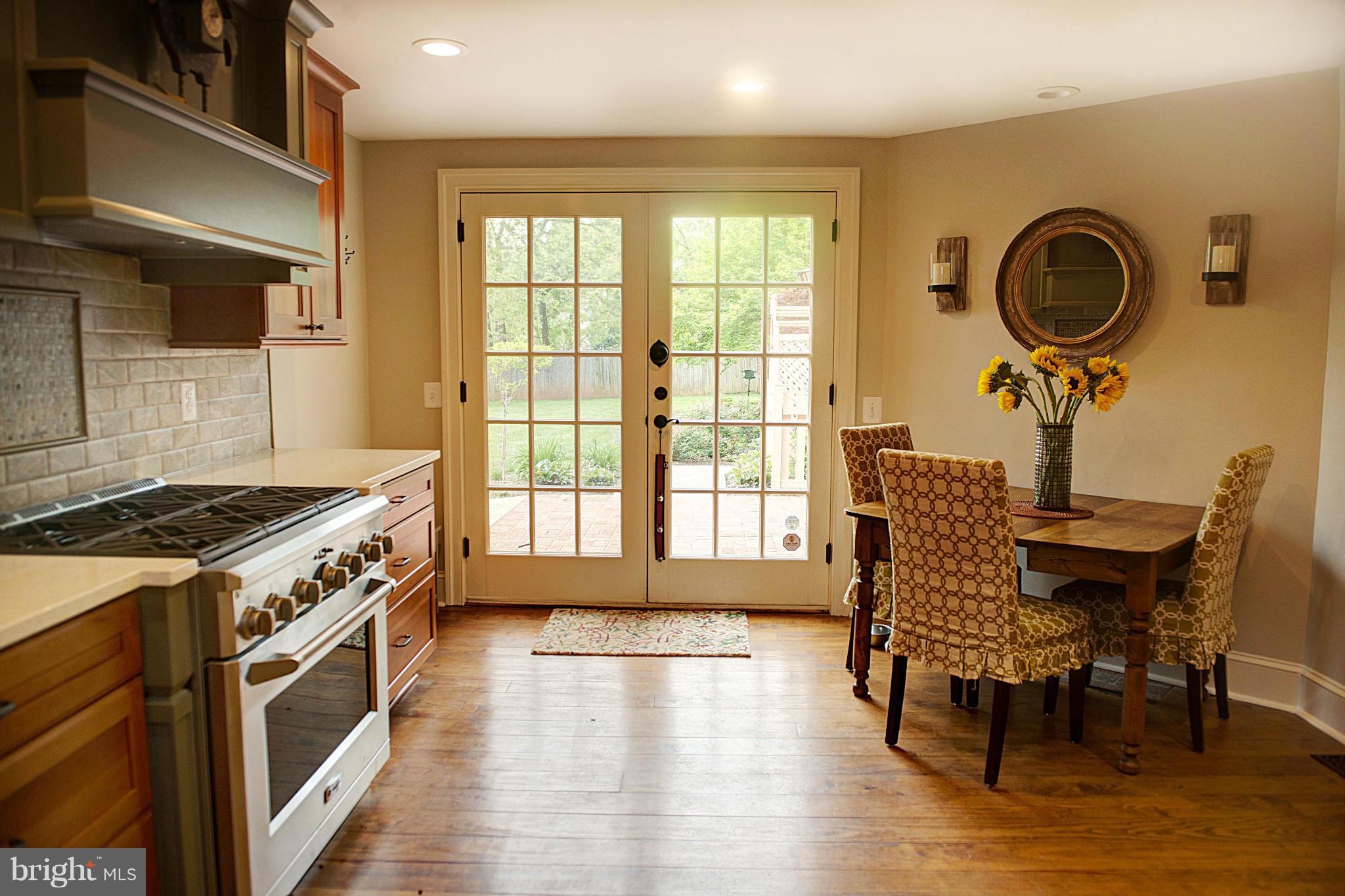 LEESBURG - Residential