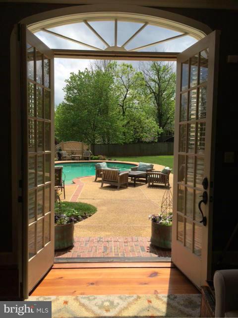 LEESBURG - Residential