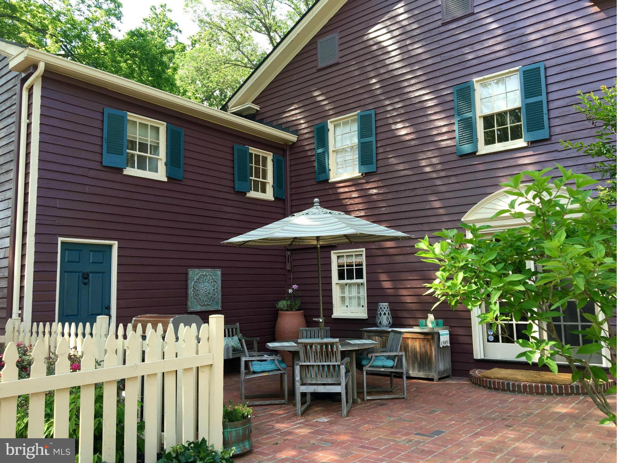 LEESBURG - Residential