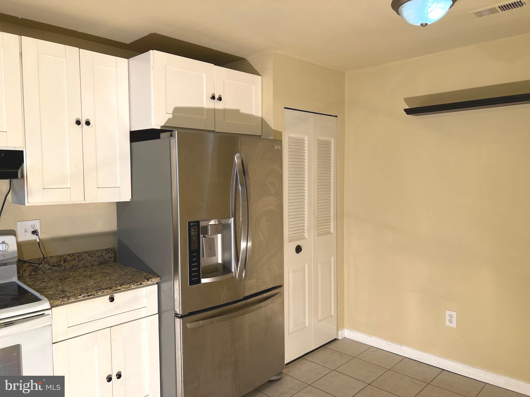 SOUTHAMPTON - Residential Lease