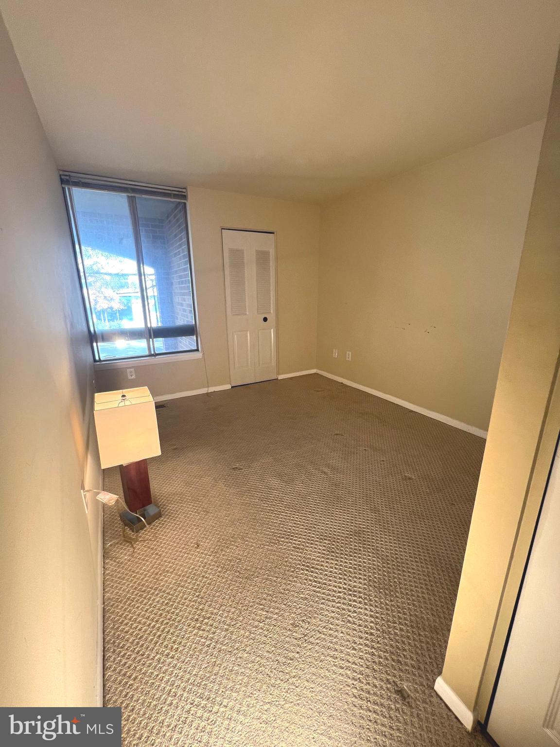 SOUTHAMPTON - Residential Lease