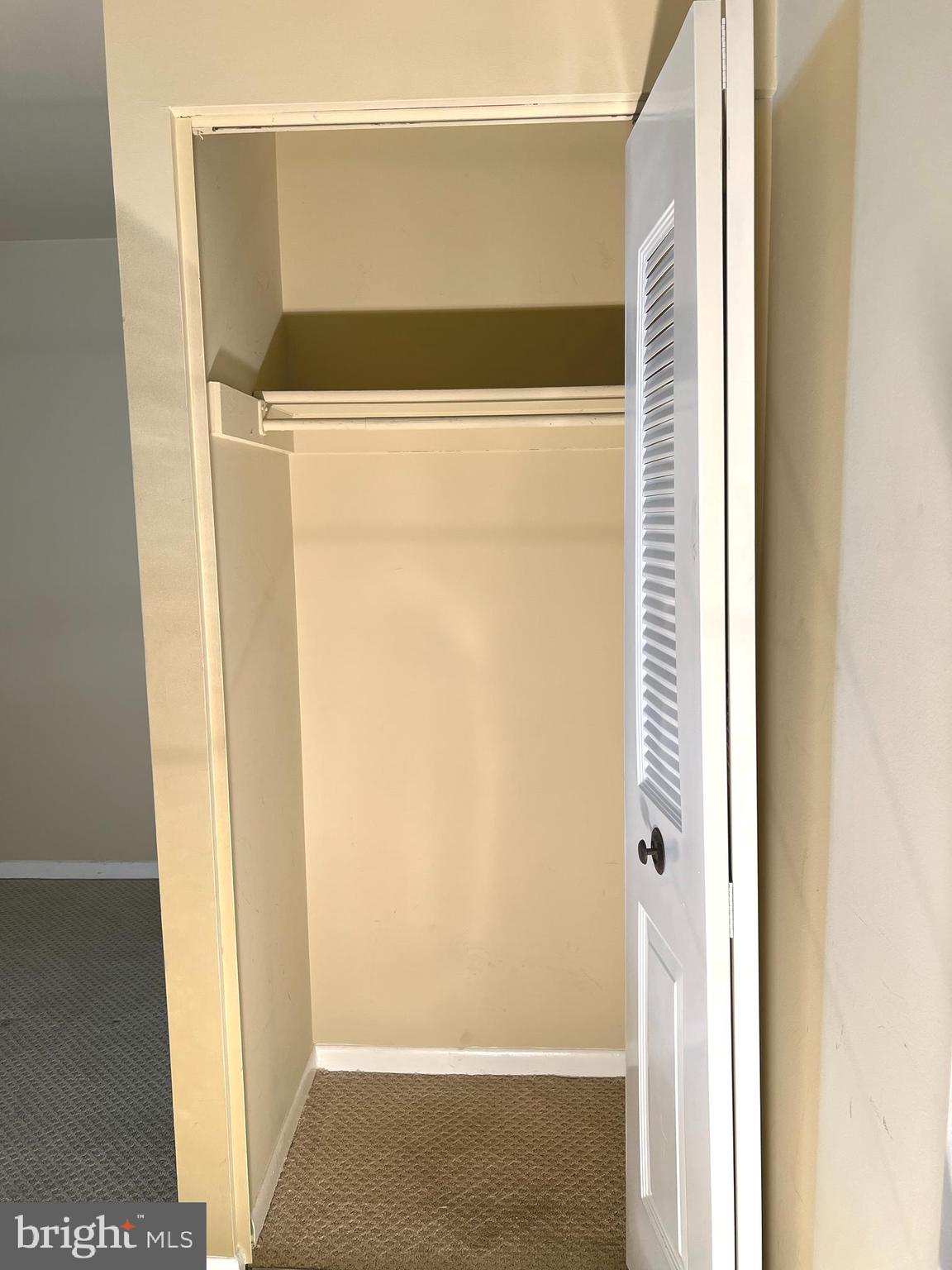 SOUTHAMPTON - Residential Lease