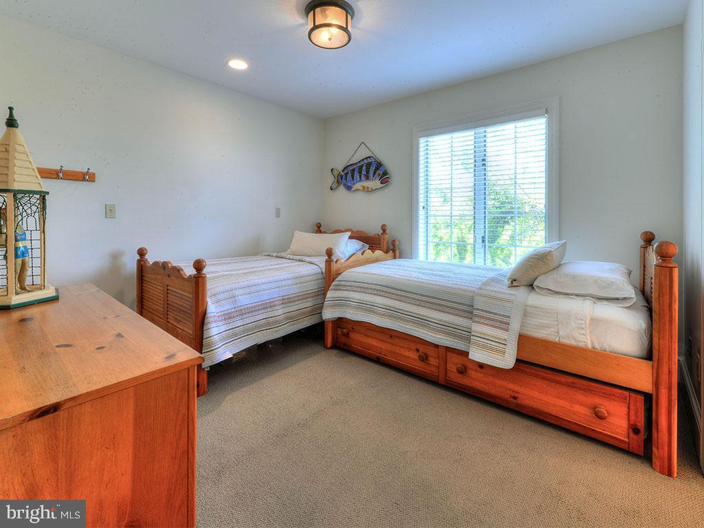 INDIAN BEACH - Residential