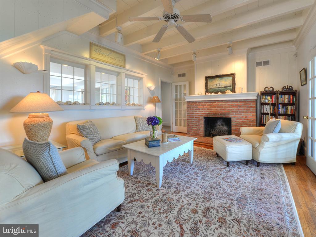 INDIAN BEACH - Residential