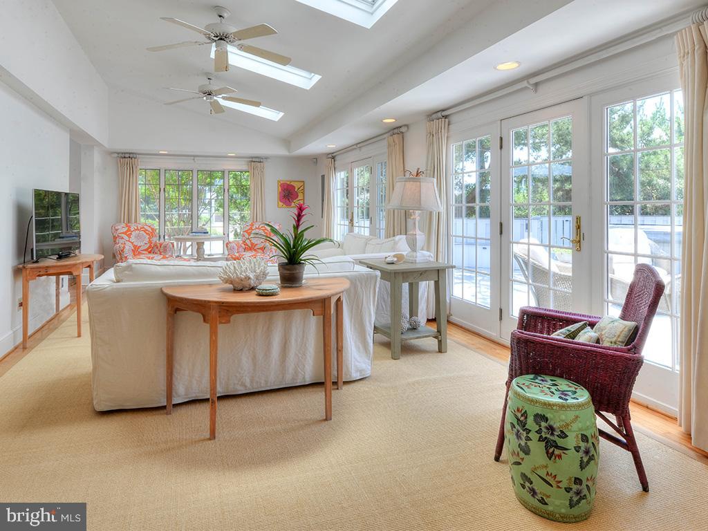 INDIAN BEACH - Residential