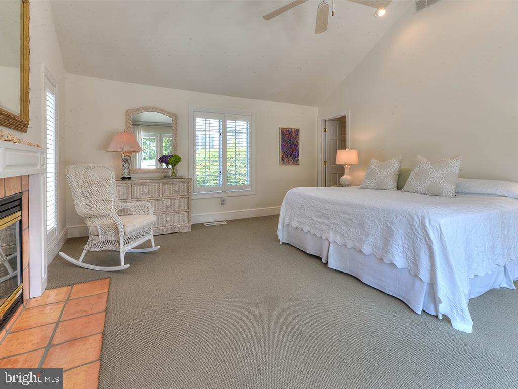 INDIAN BEACH - Residential