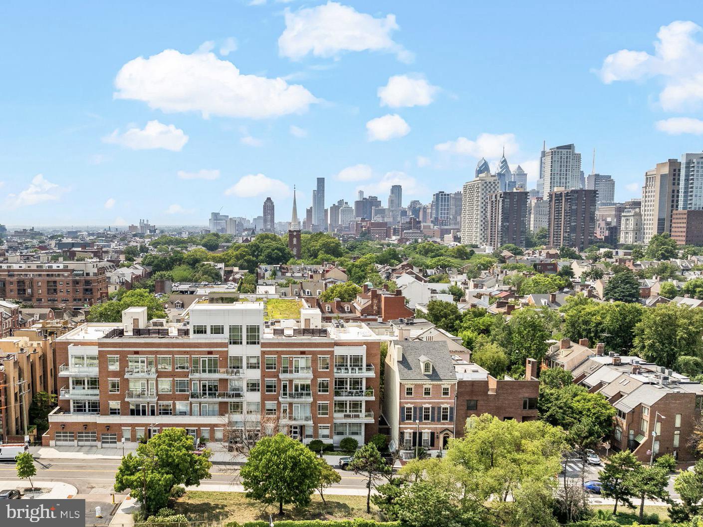SOCIETY HILL - Residential