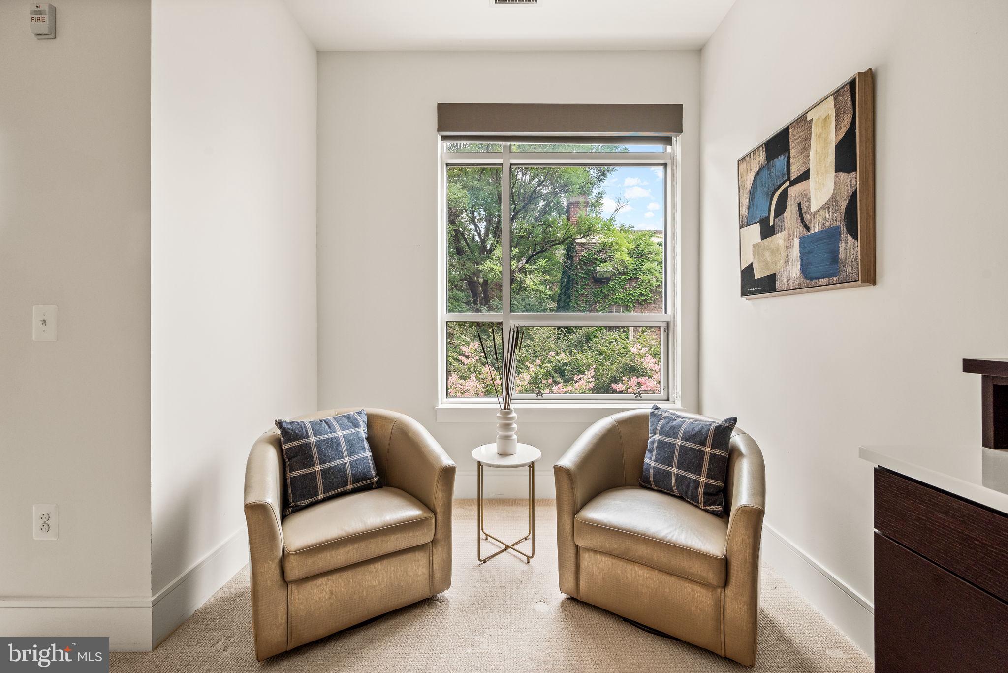 SOCIETY HILL - Residential