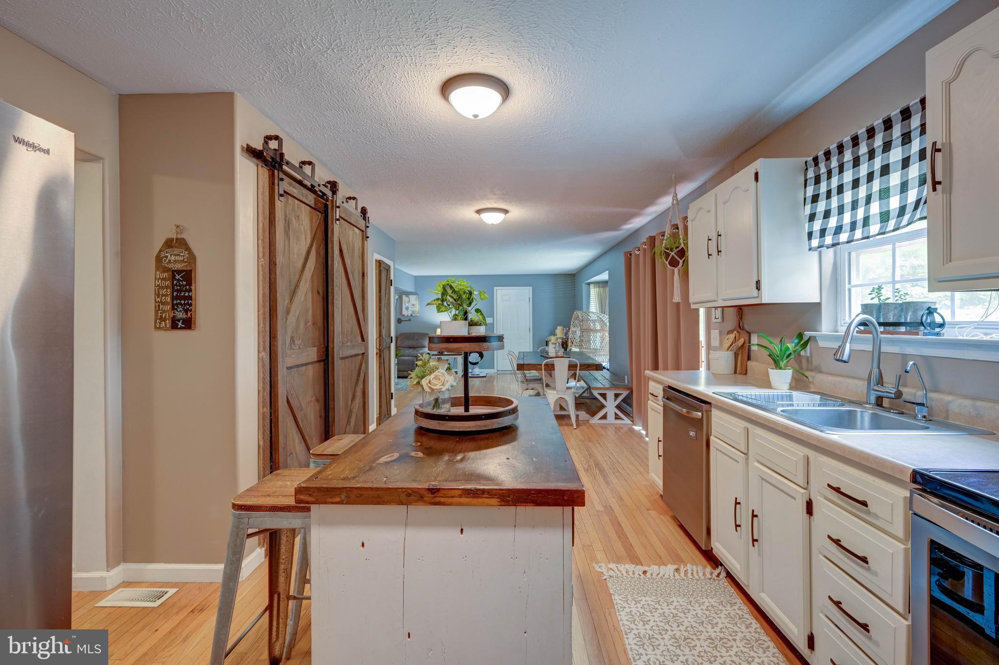 VILLAGE OF ELK RIDGE - Residential