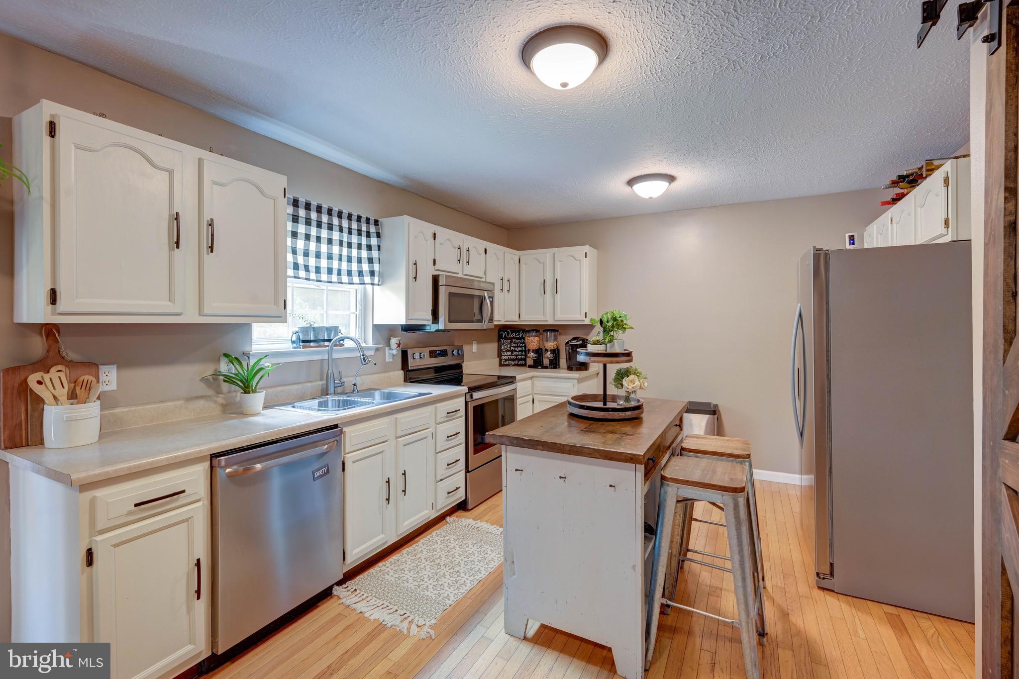 VILLAGE OF ELK RIDGE - Residential