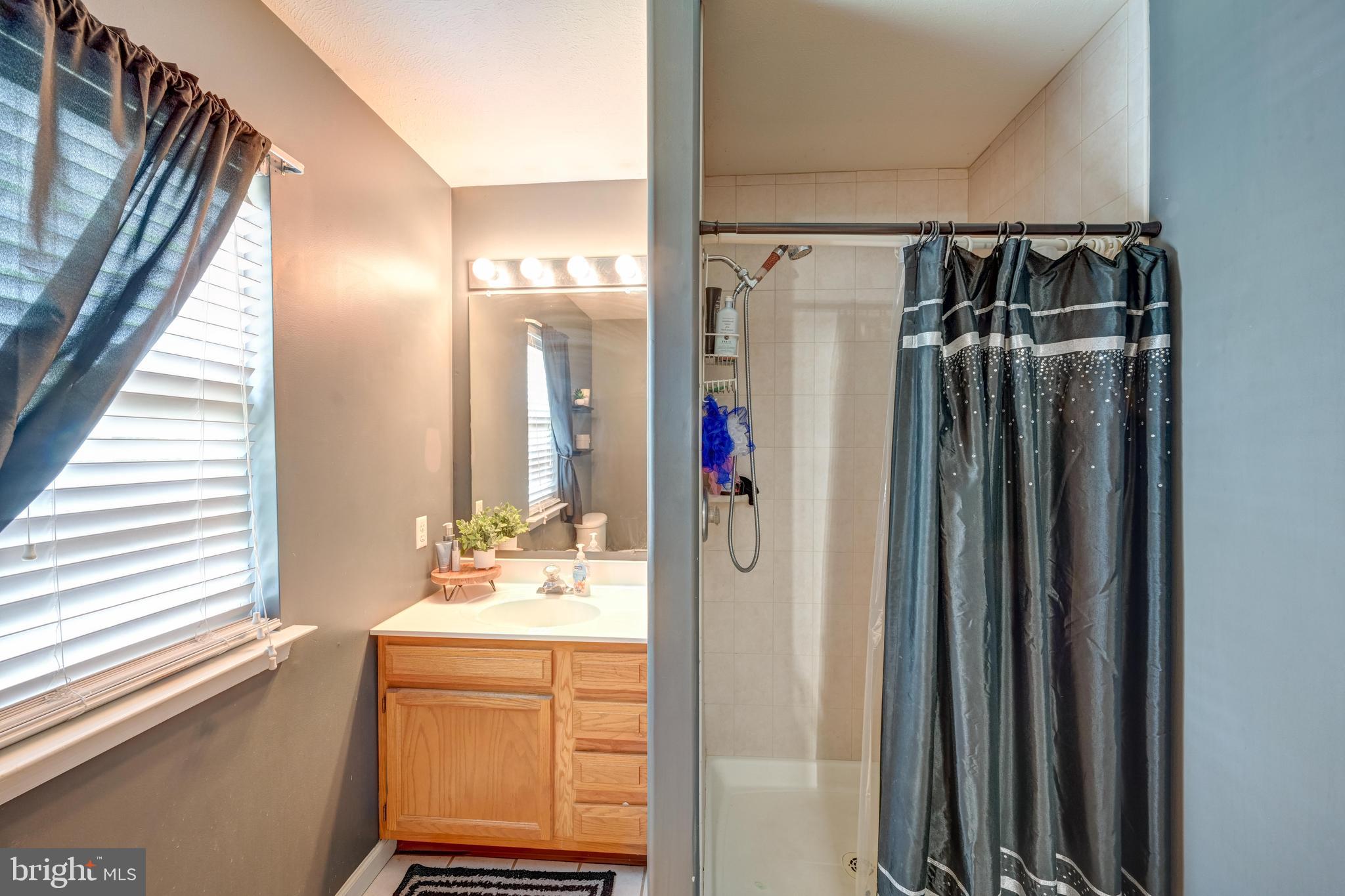 VILLAGE OF ELK RIDGE - Residential