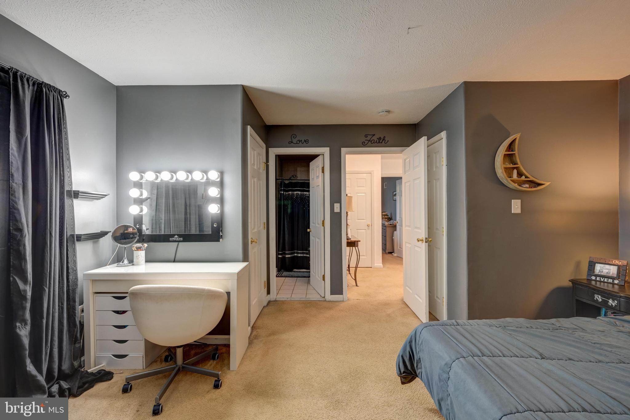 VILLAGE OF ELK RIDGE - Residential