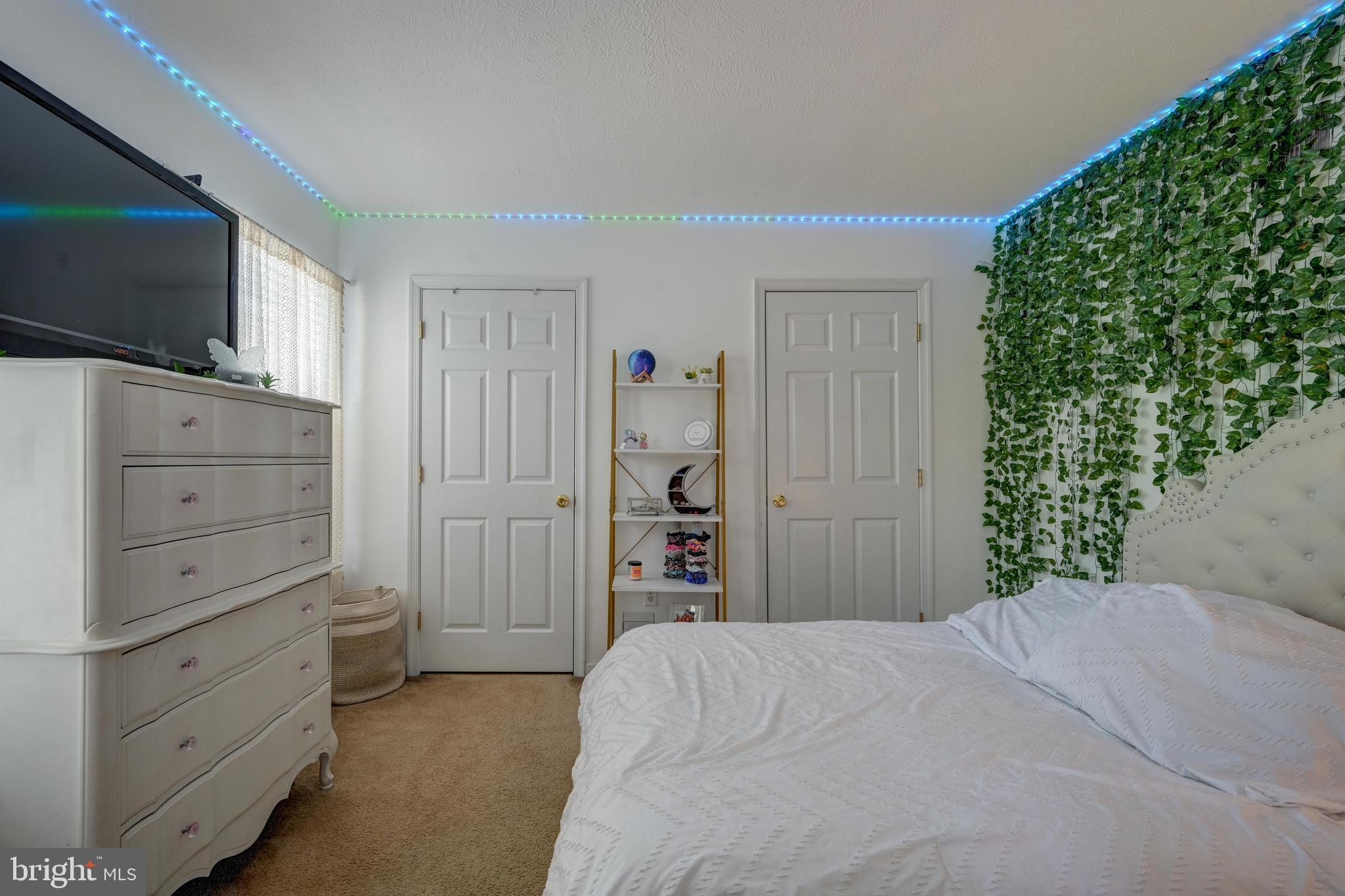 VILLAGE OF ELK RIDGE - Residential