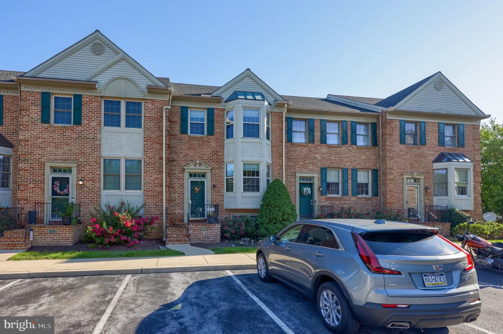 Photo of 161 Cobblestone Lane, LANCASTER, PA 17601 (MLS # PALA2093892)