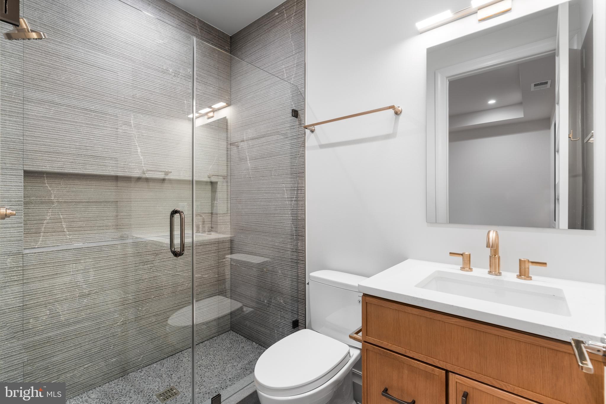 BERKSHIRE OAKWOOD - Residential