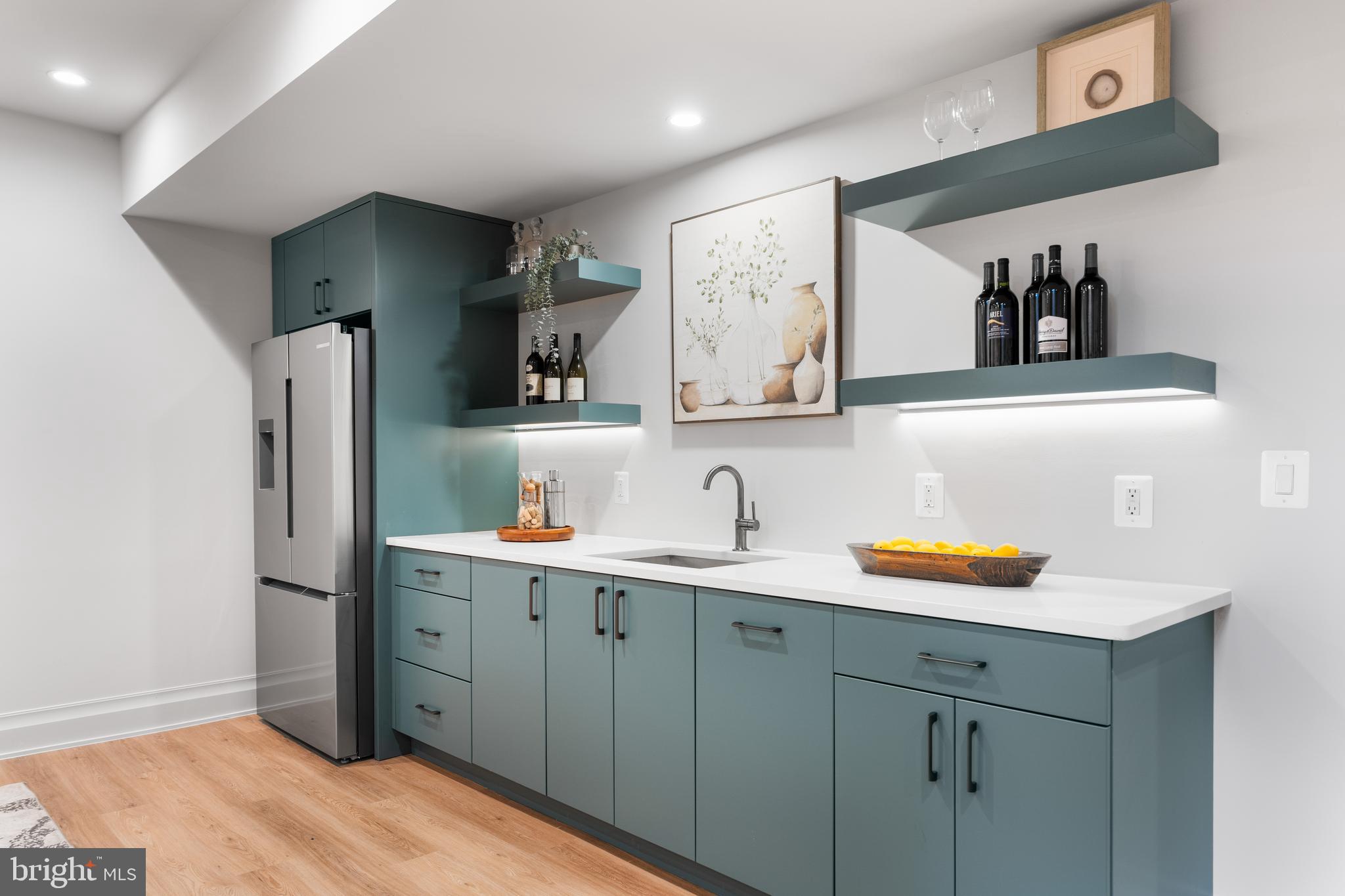 BERKSHIRE OAKWOOD - Residential