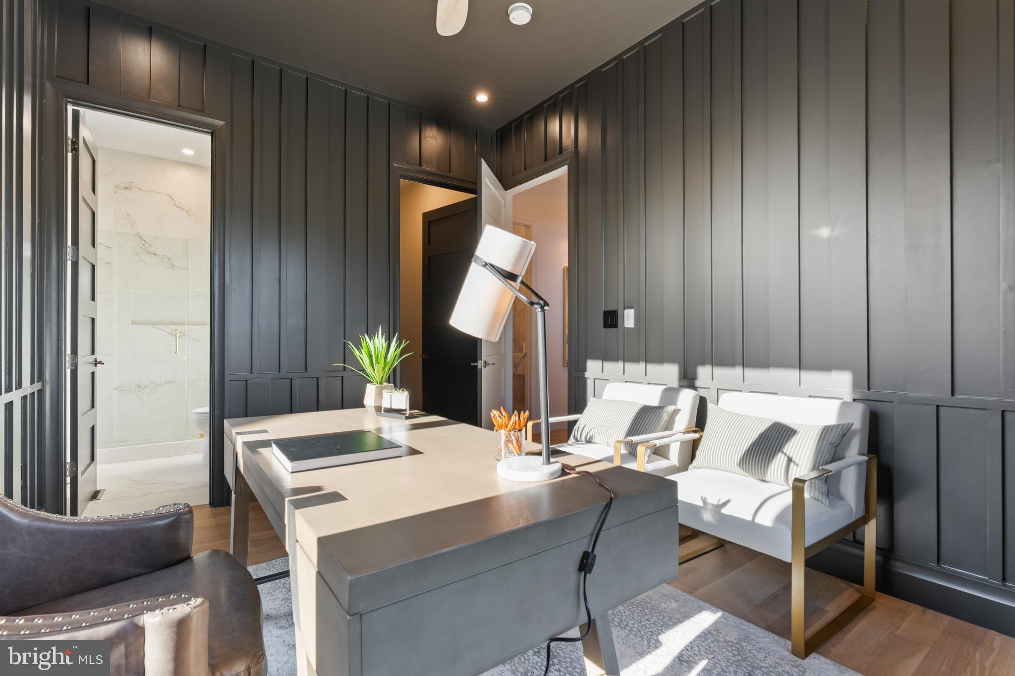 BERKSHIRE OAKWOOD - Residential