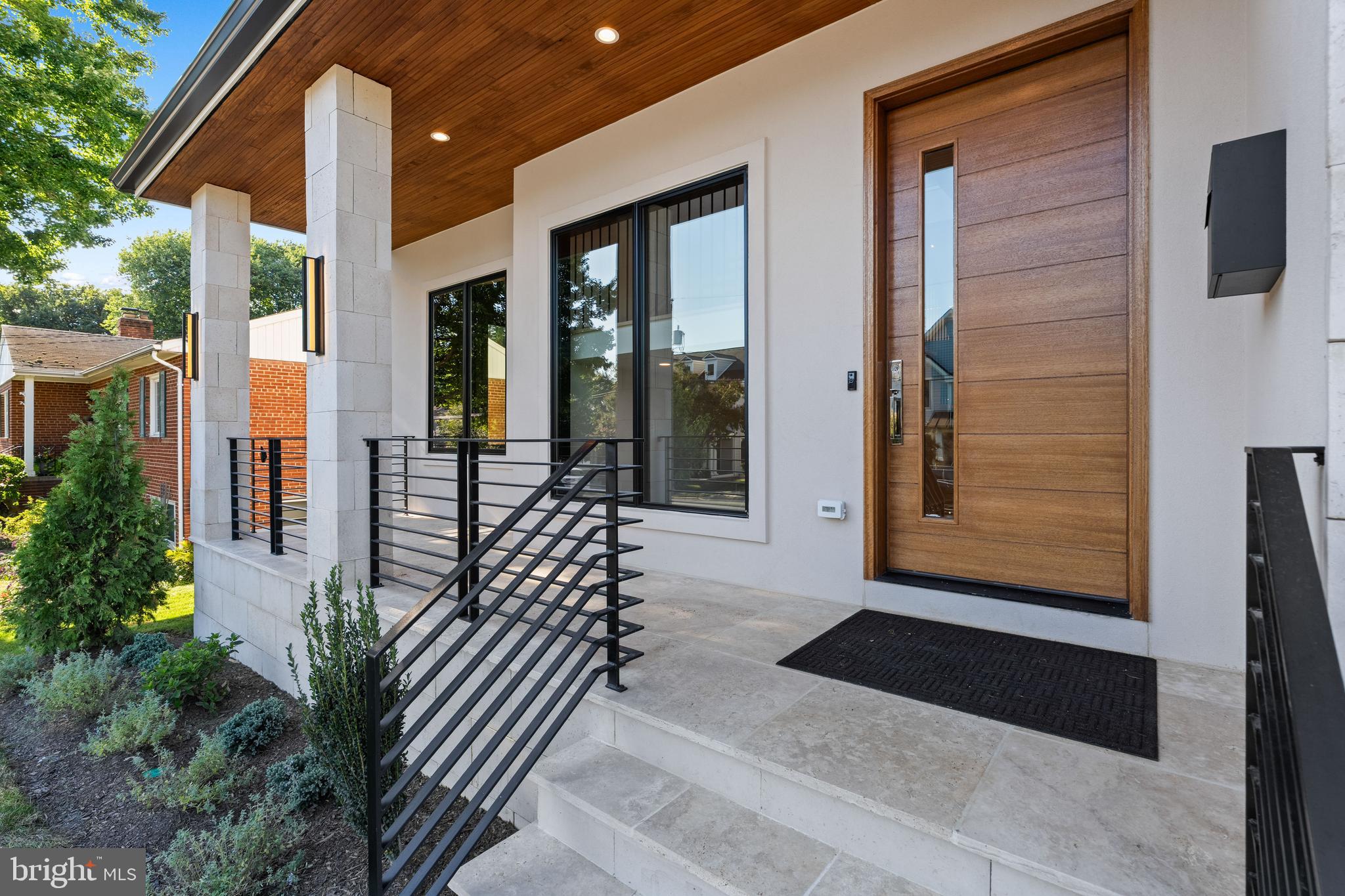 BERKSHIRE OAKWOOD - Residential