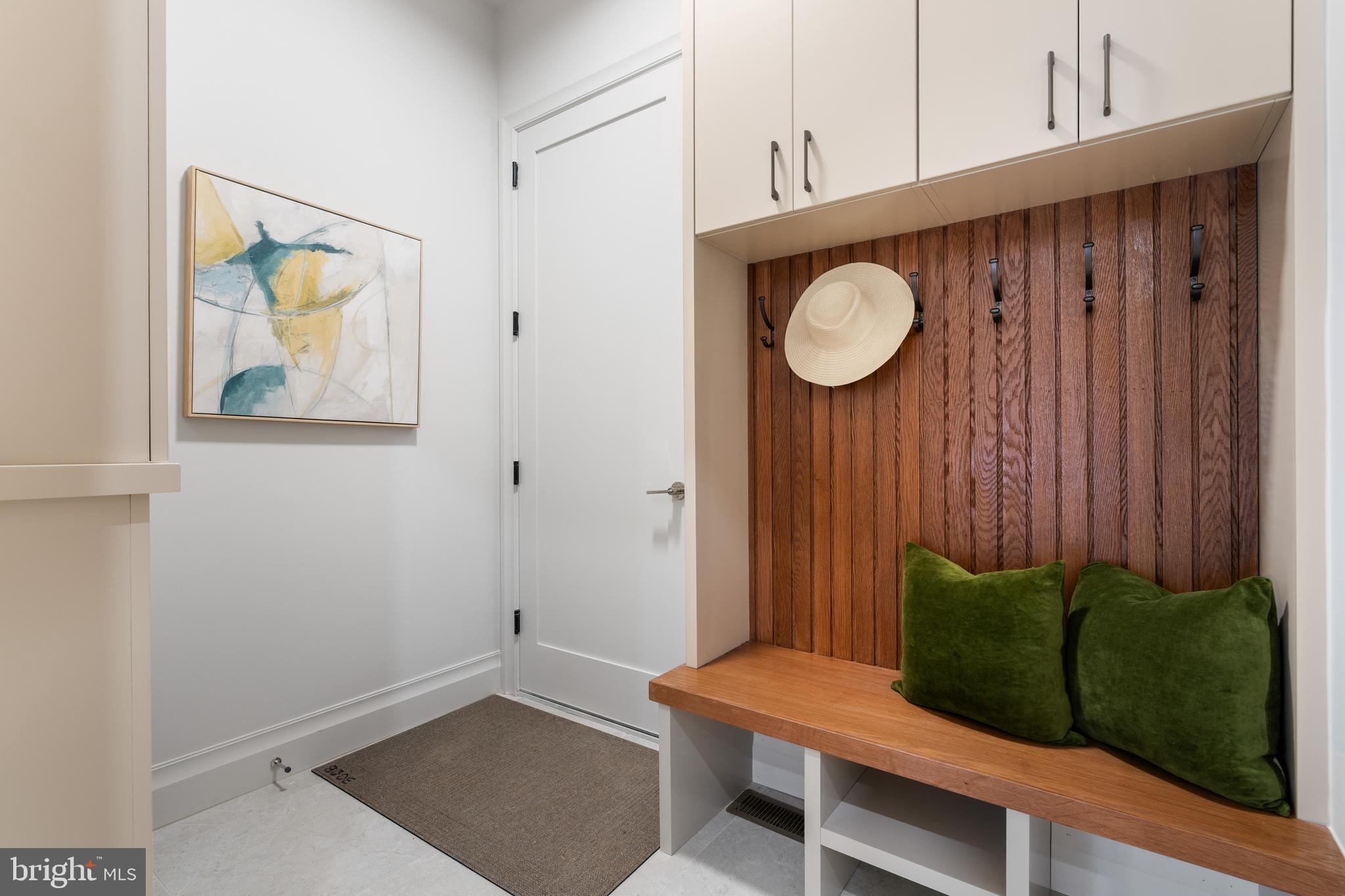 BERKSHIRE OAKWOOD - Residential