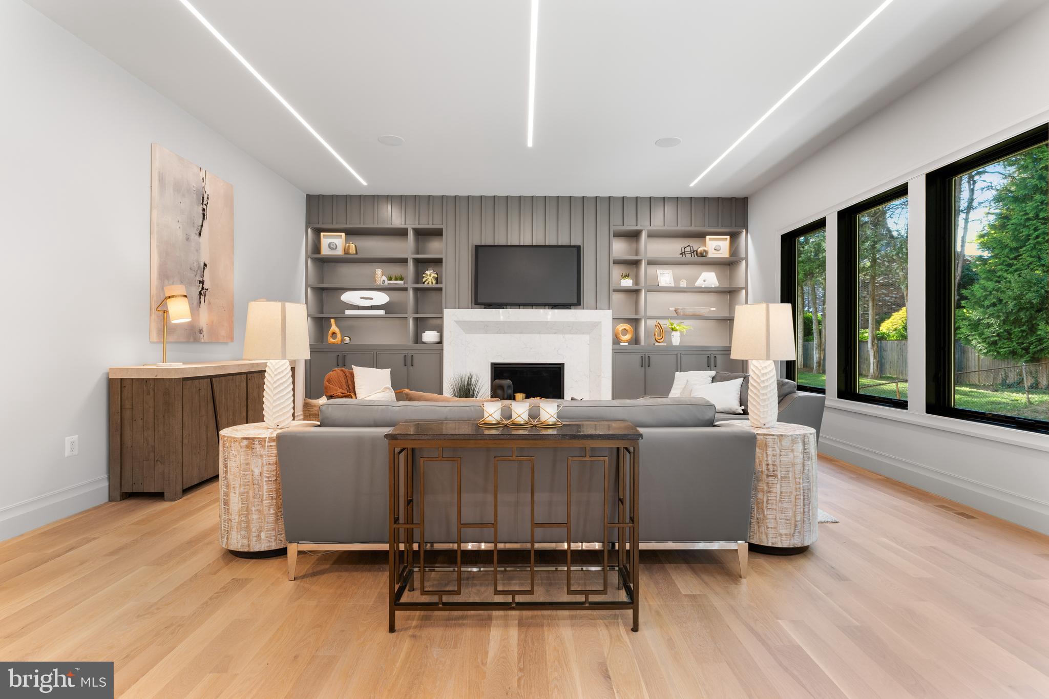 BERKSHIRE OAKWOOD - Residential