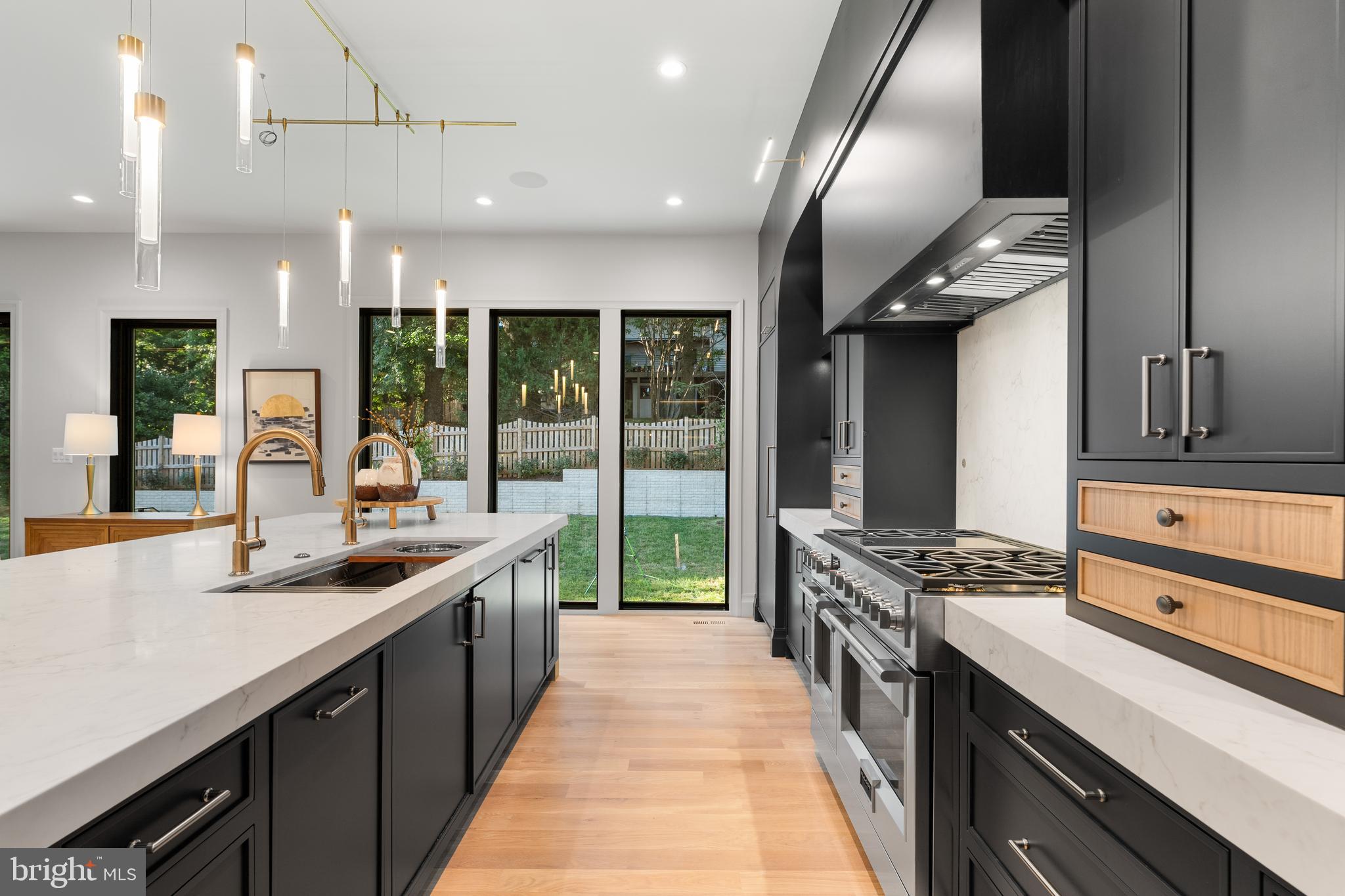 BERKSHIRE OAKWOOD - Residential