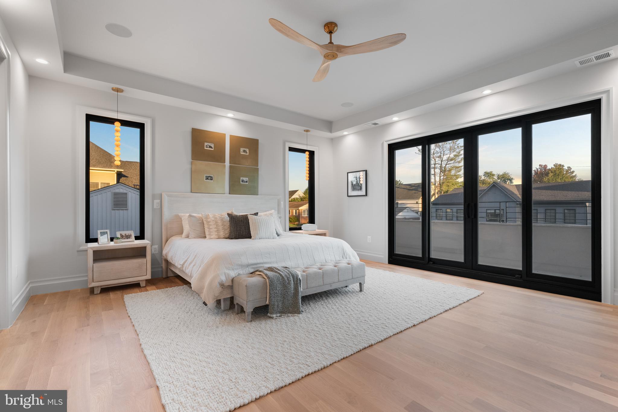 BERKSHIRE OAKWOOD - Residential