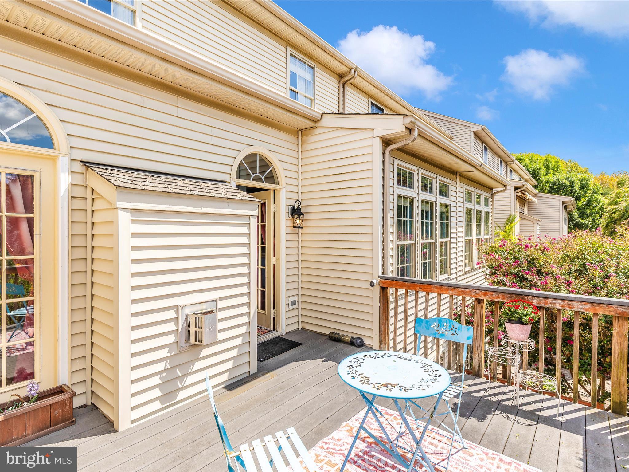 WORMANS MILL - Residential