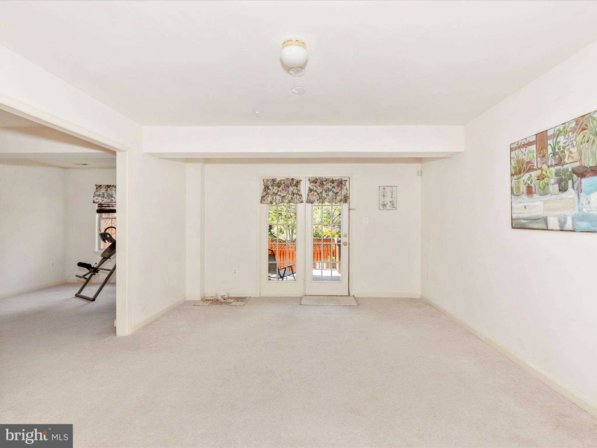 WORMANS MILL - Residential