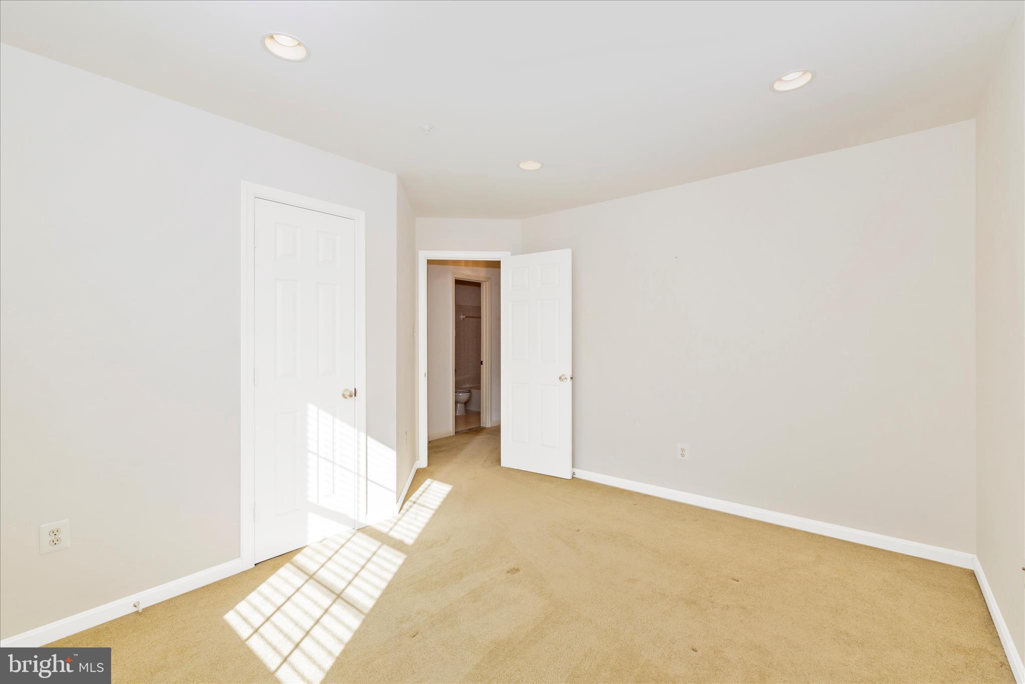 WORMANS MILL - Residential