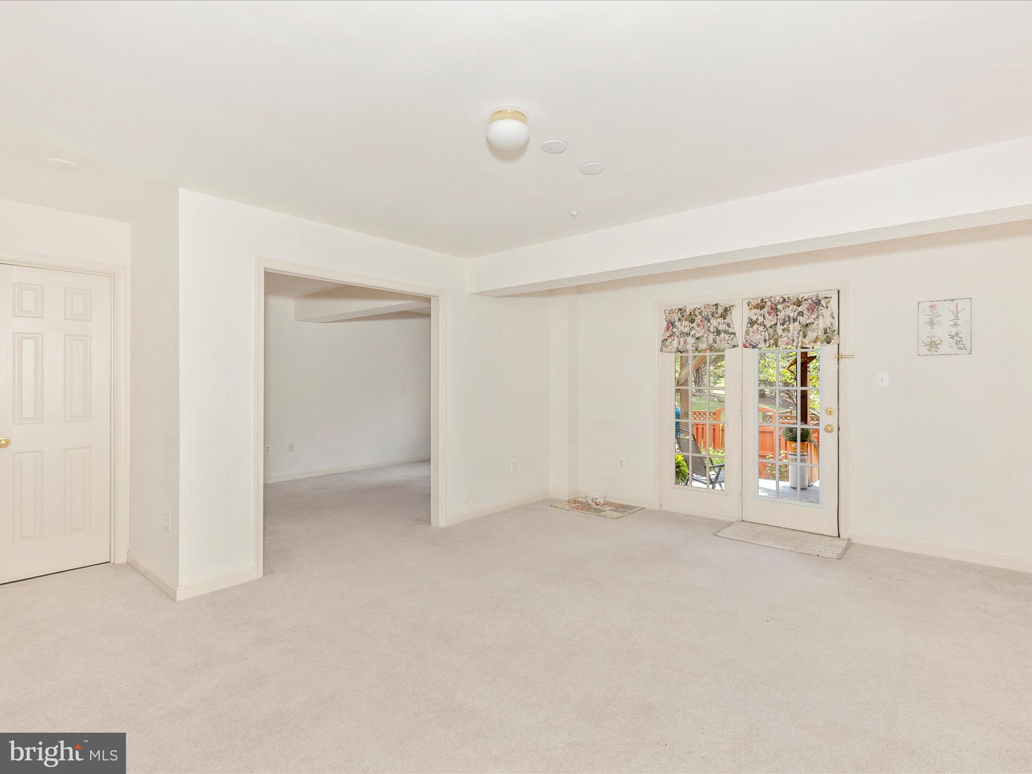 WORMANS MILL - Residential