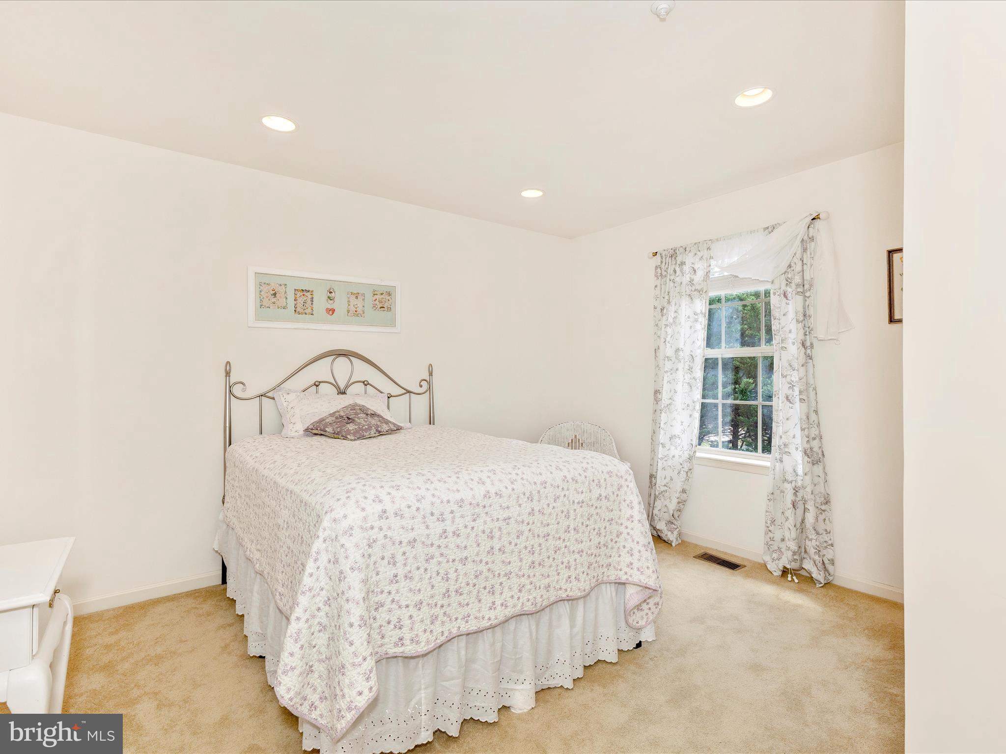 WORMANS MILL - Residential