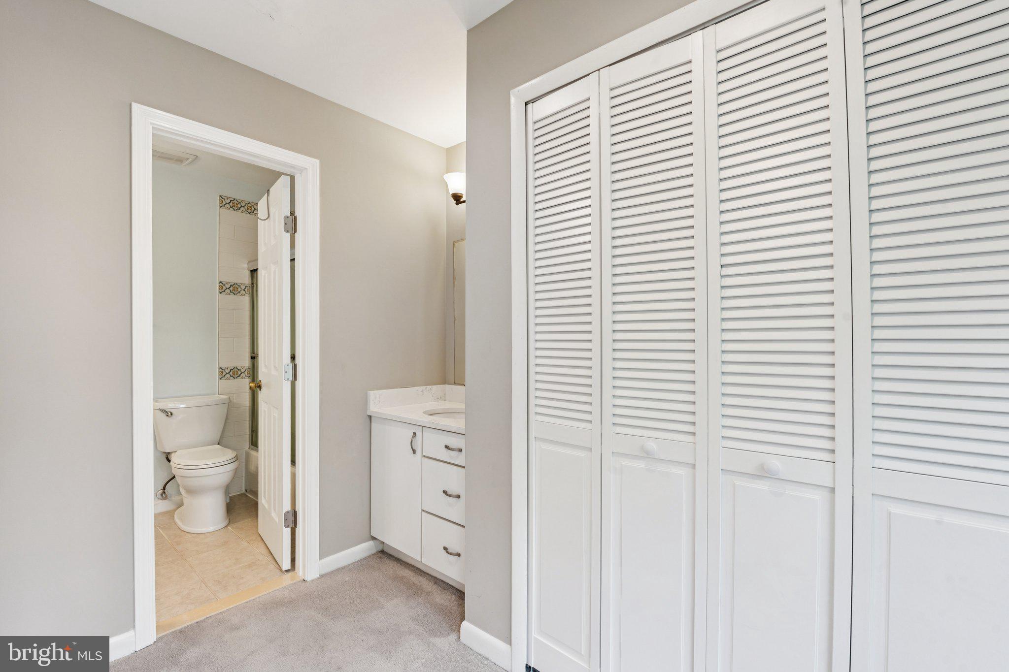 RESTON - Residential Lease