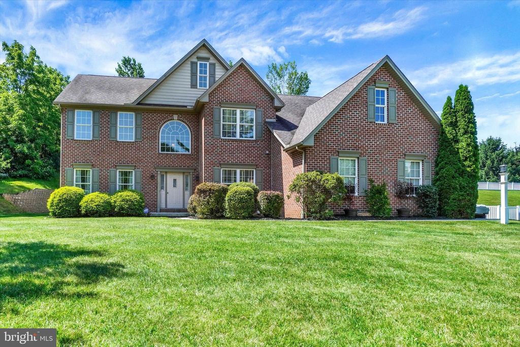 Photo of 28 Valley Road, SHREWSBURY, PA 17361 (MLS # PAYK2084682)
