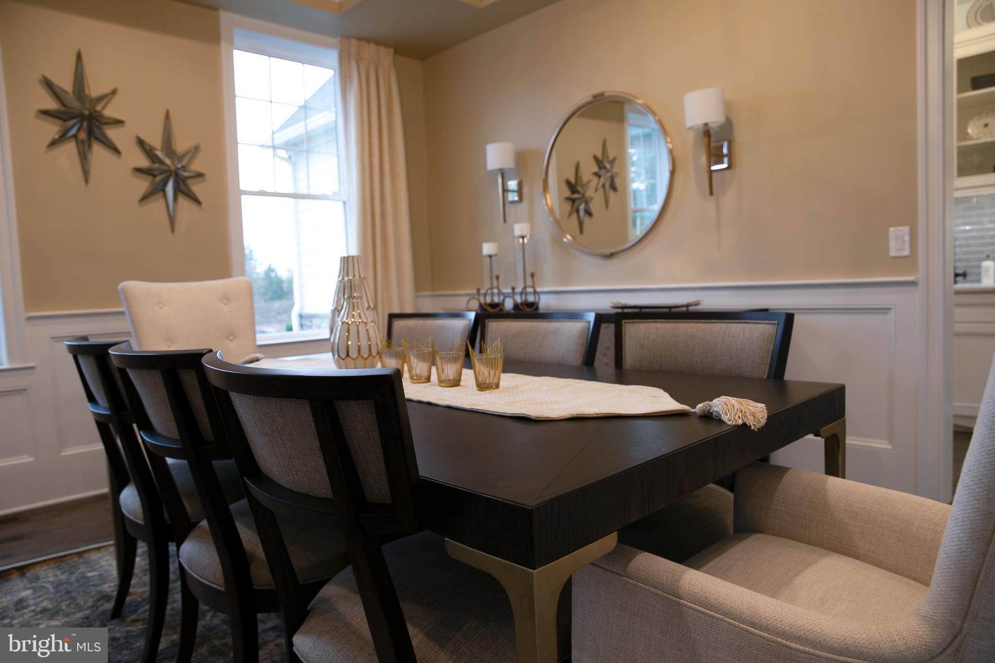 MAKEFIELD MEADOWS - Residential