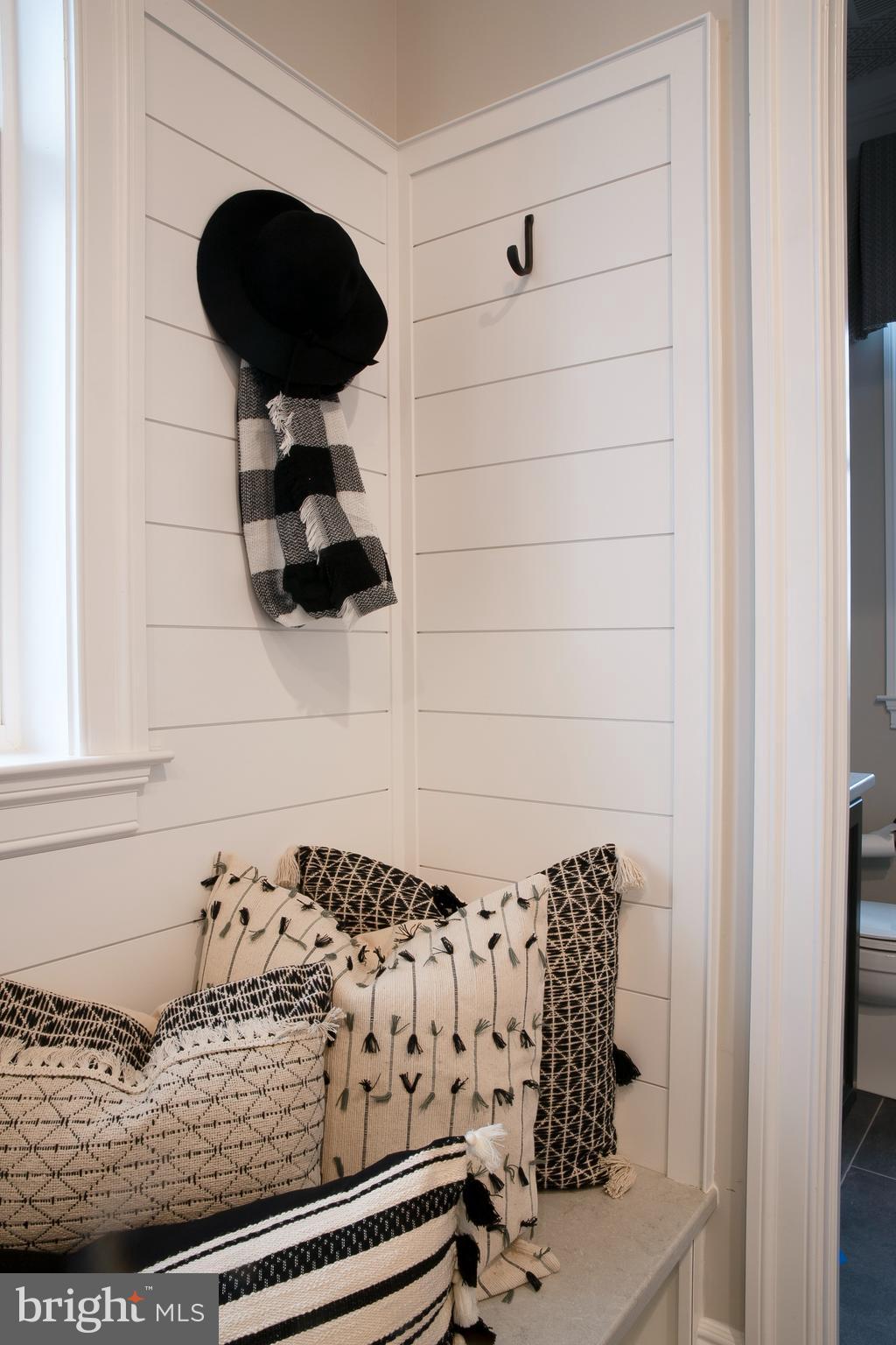 MAKEFIELD MEADOWS - Residential