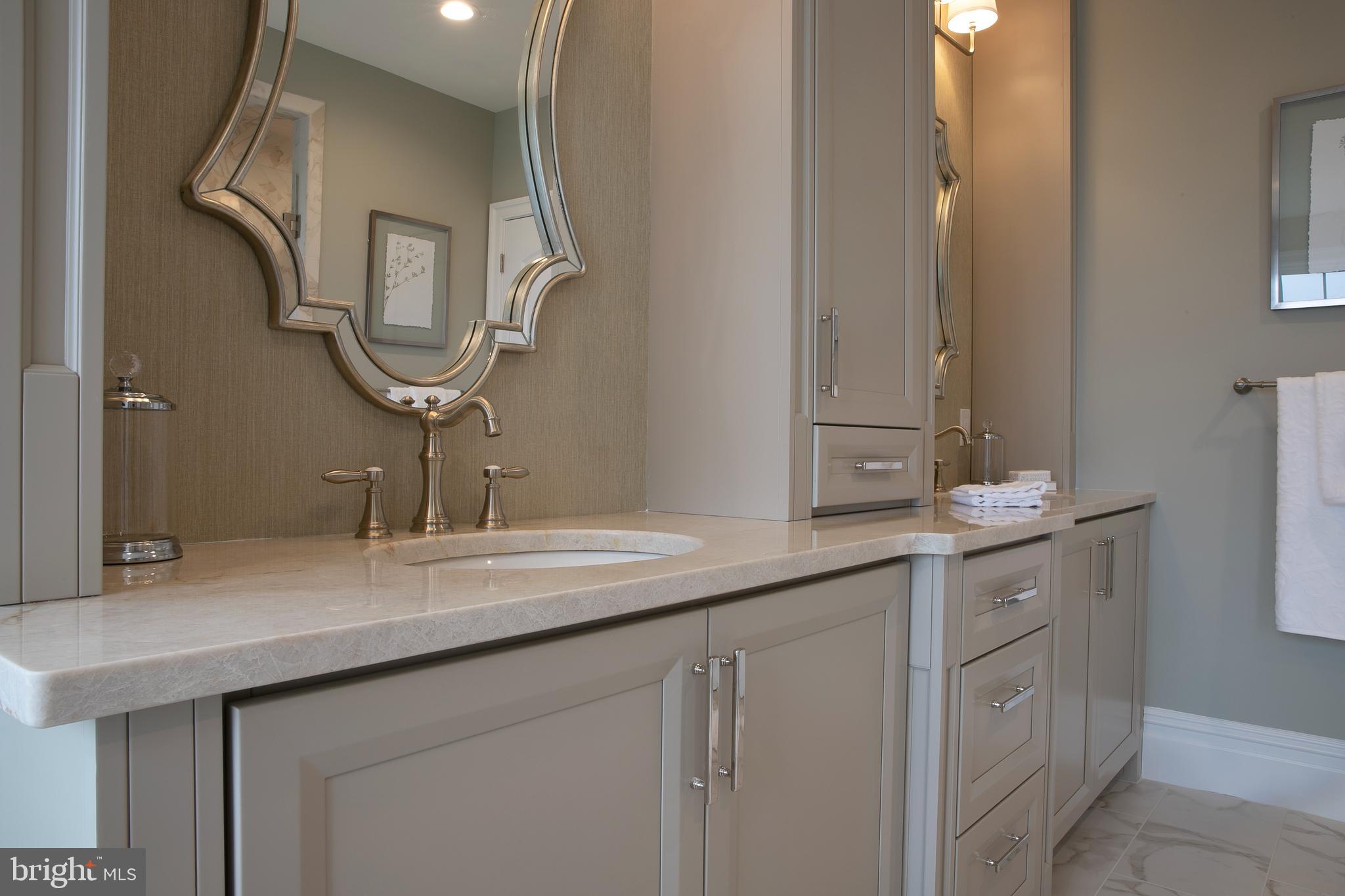 MAKEFIELD MEADOWS - Residential