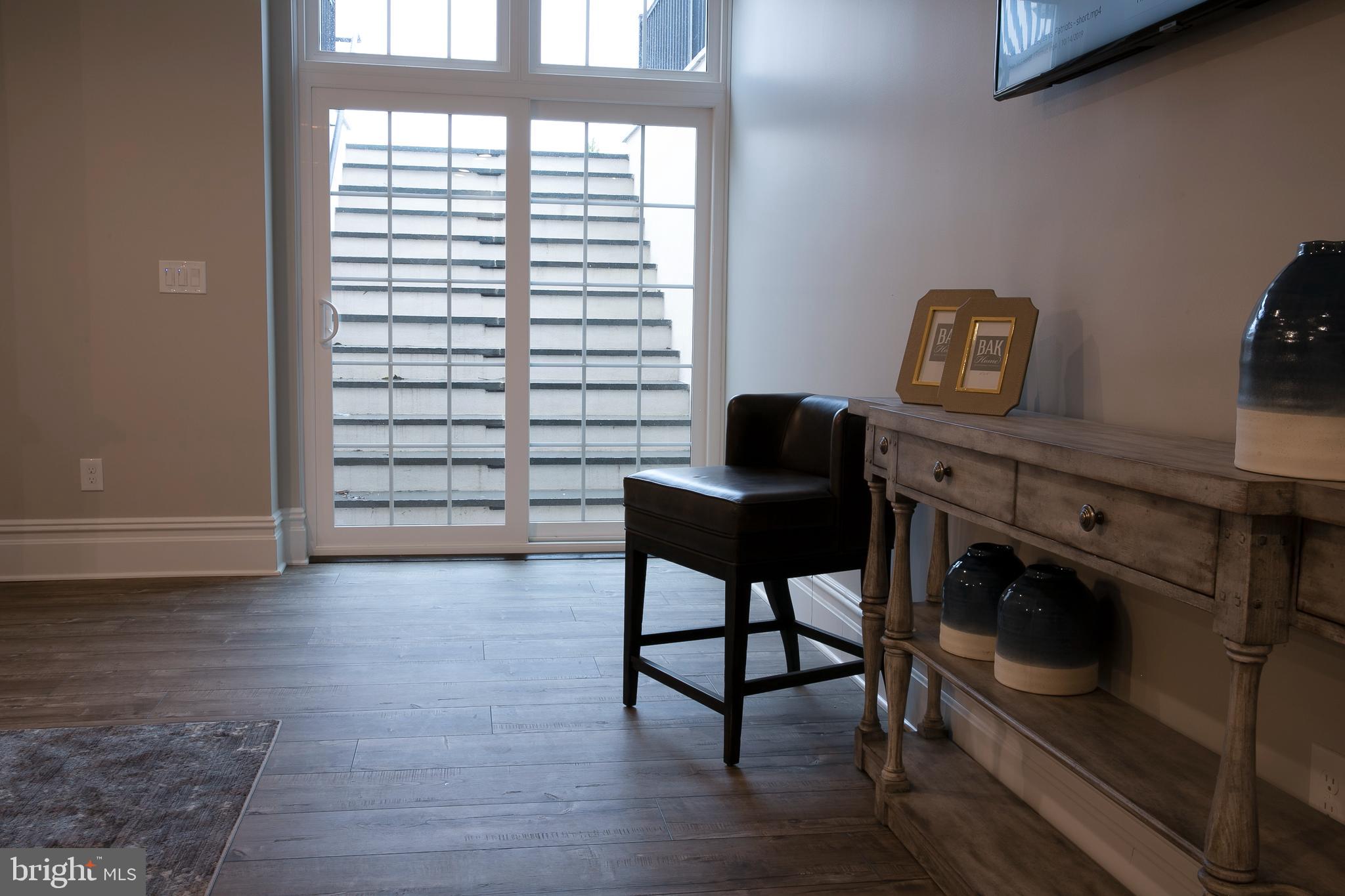 MAKEFIELD MEADOWS - Residential