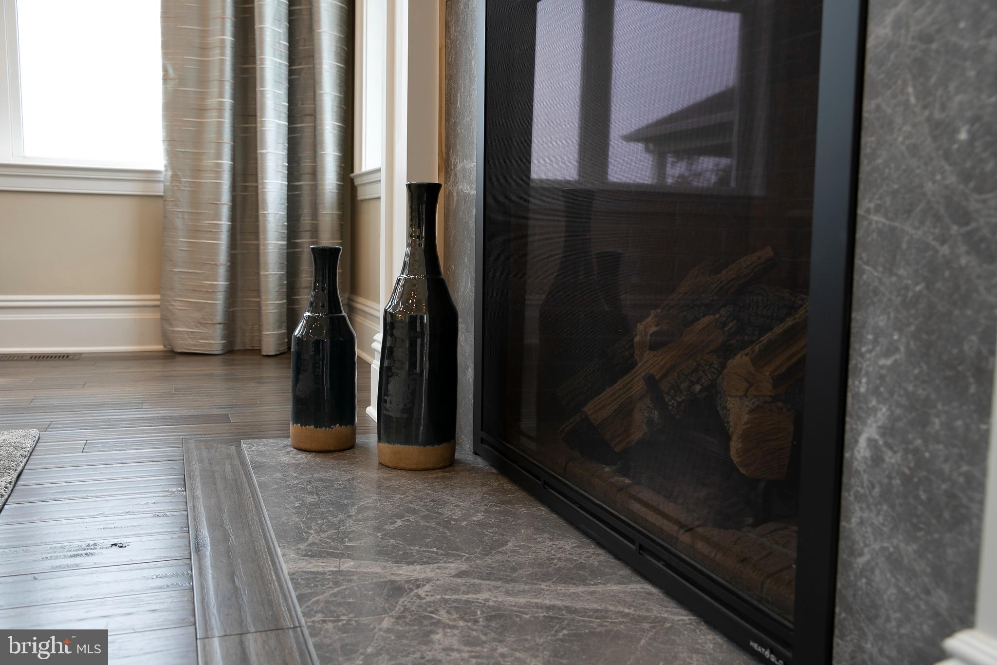 MAKEFIELD MEADOWS - Residential