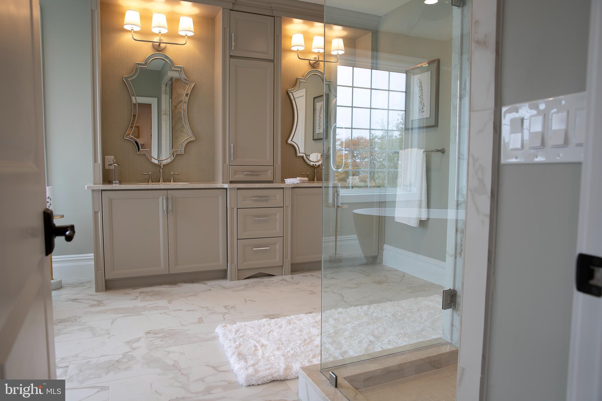 MAKEFIELD MEADOWS - Residential