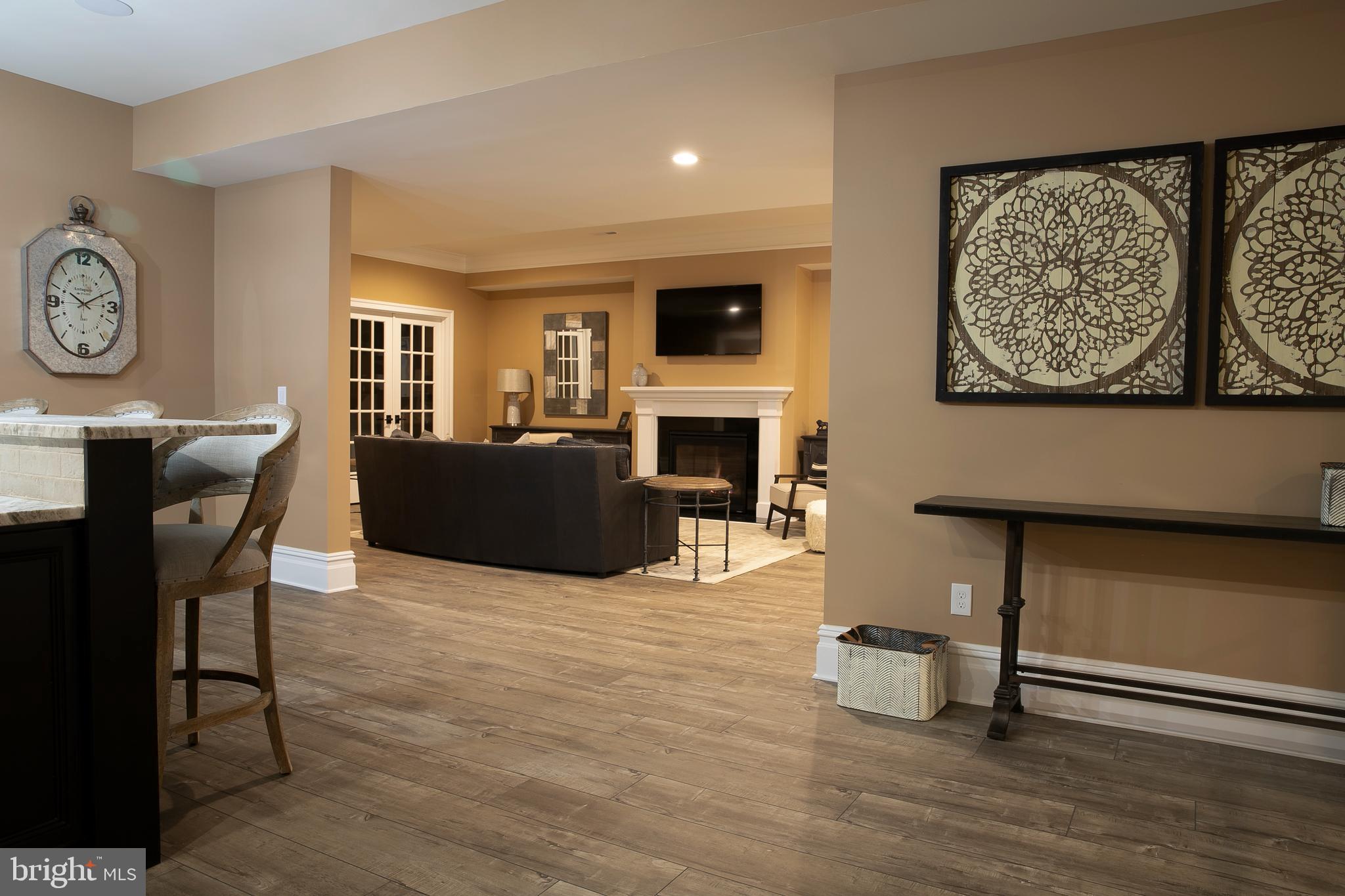 MAKEFIELD MEADOWS - Residential