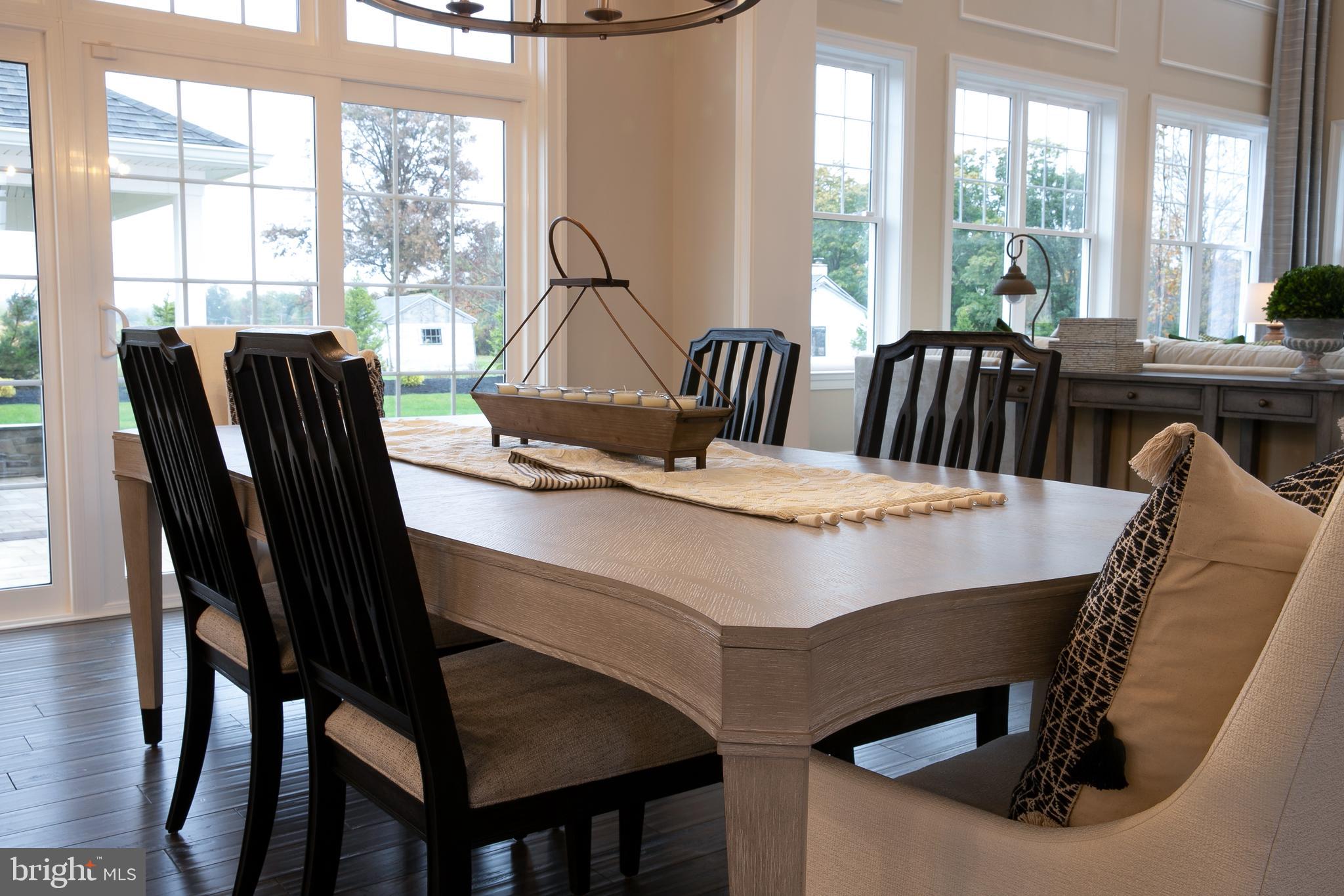 MAKEFIELD MEADOWS - Residential