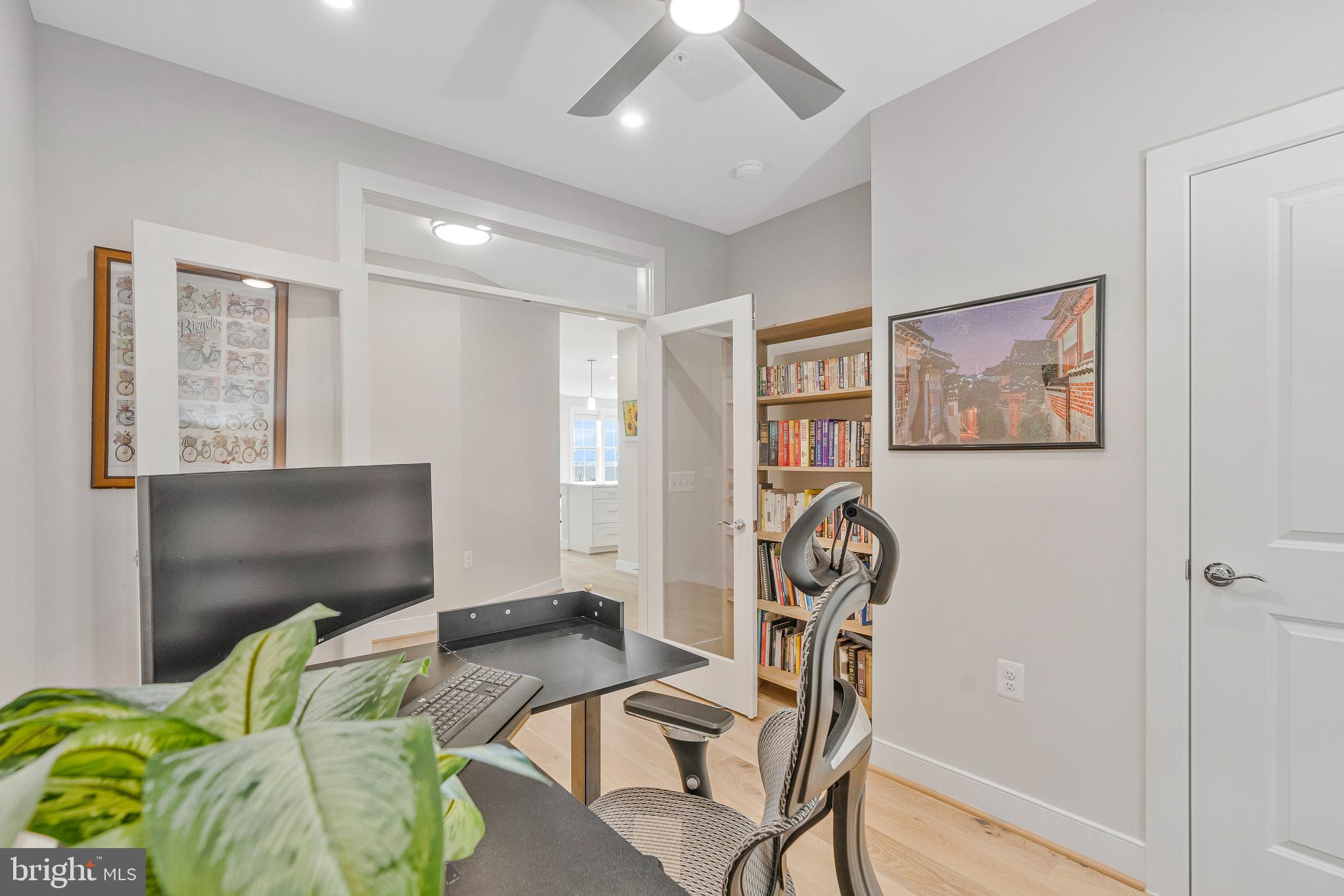 2320 FIELD POINT ROAD 4-408