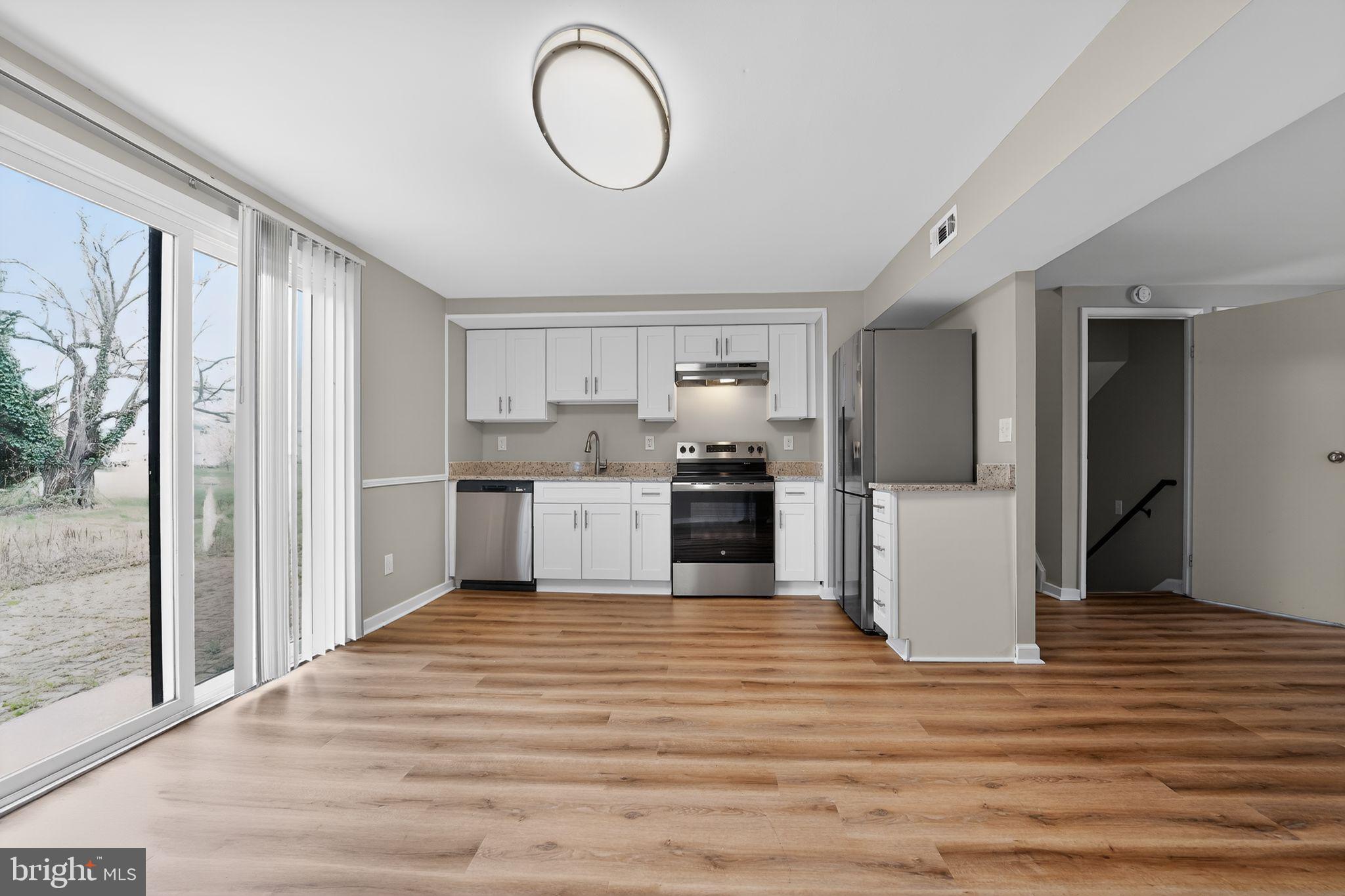 LONG BAR HARBOR - Residential