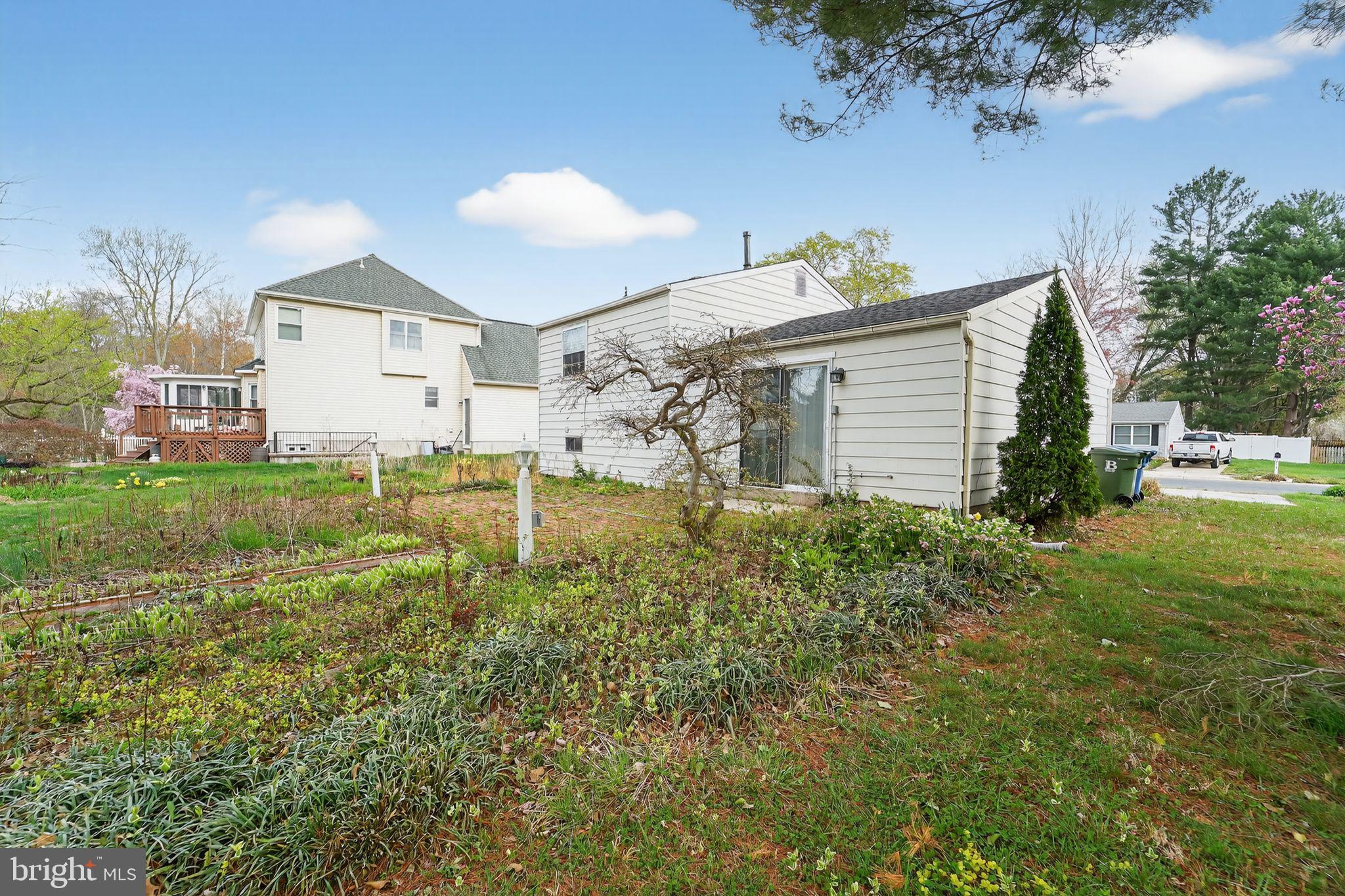 LONG BAR HARBOR - Residential