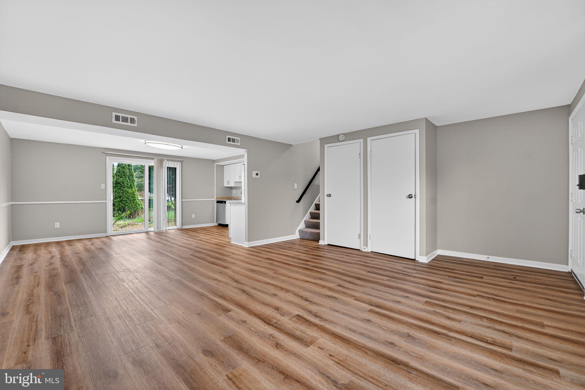 LONG BAR HARBOR - Residential