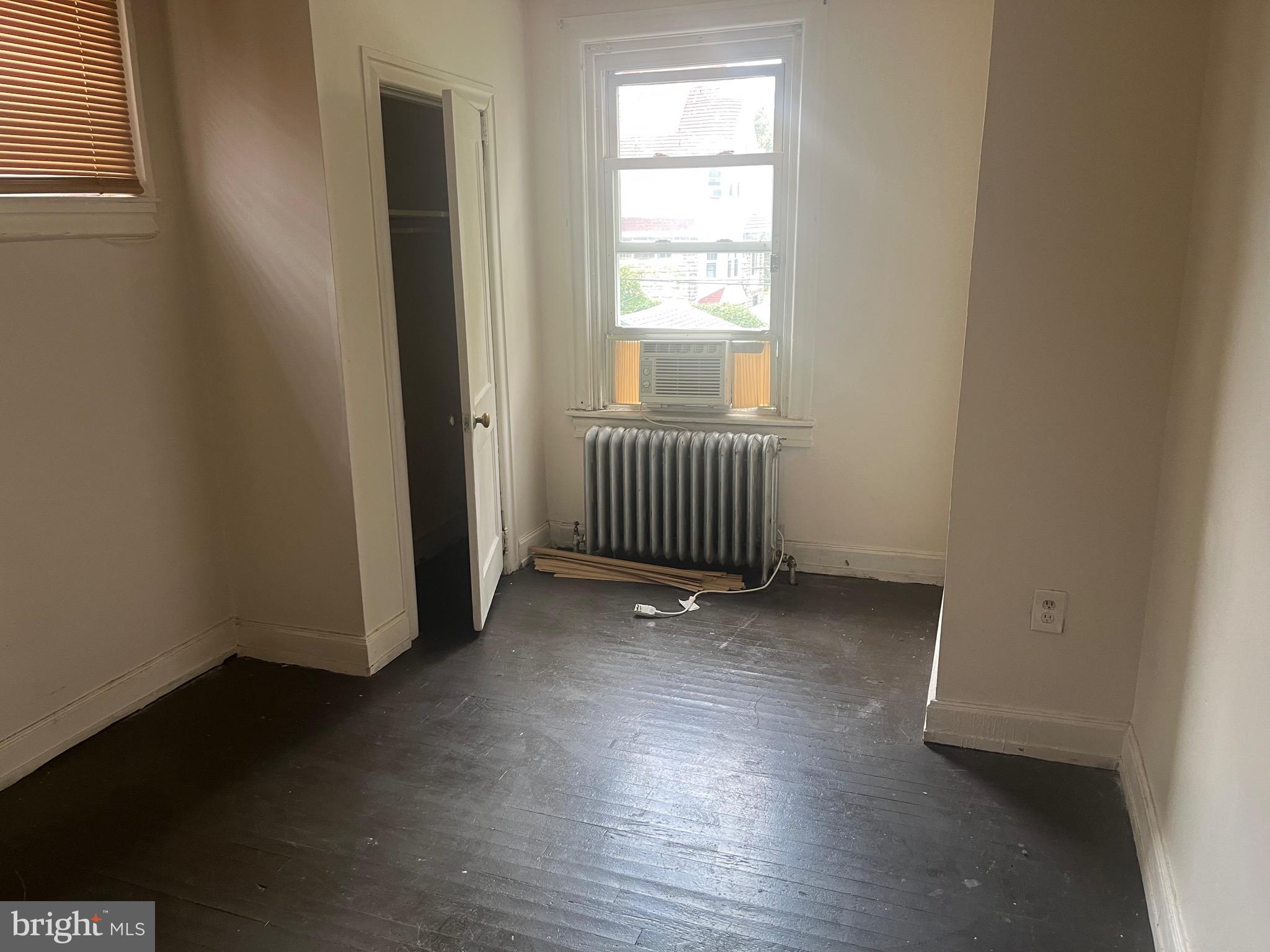 GERMANTOWN - Residential